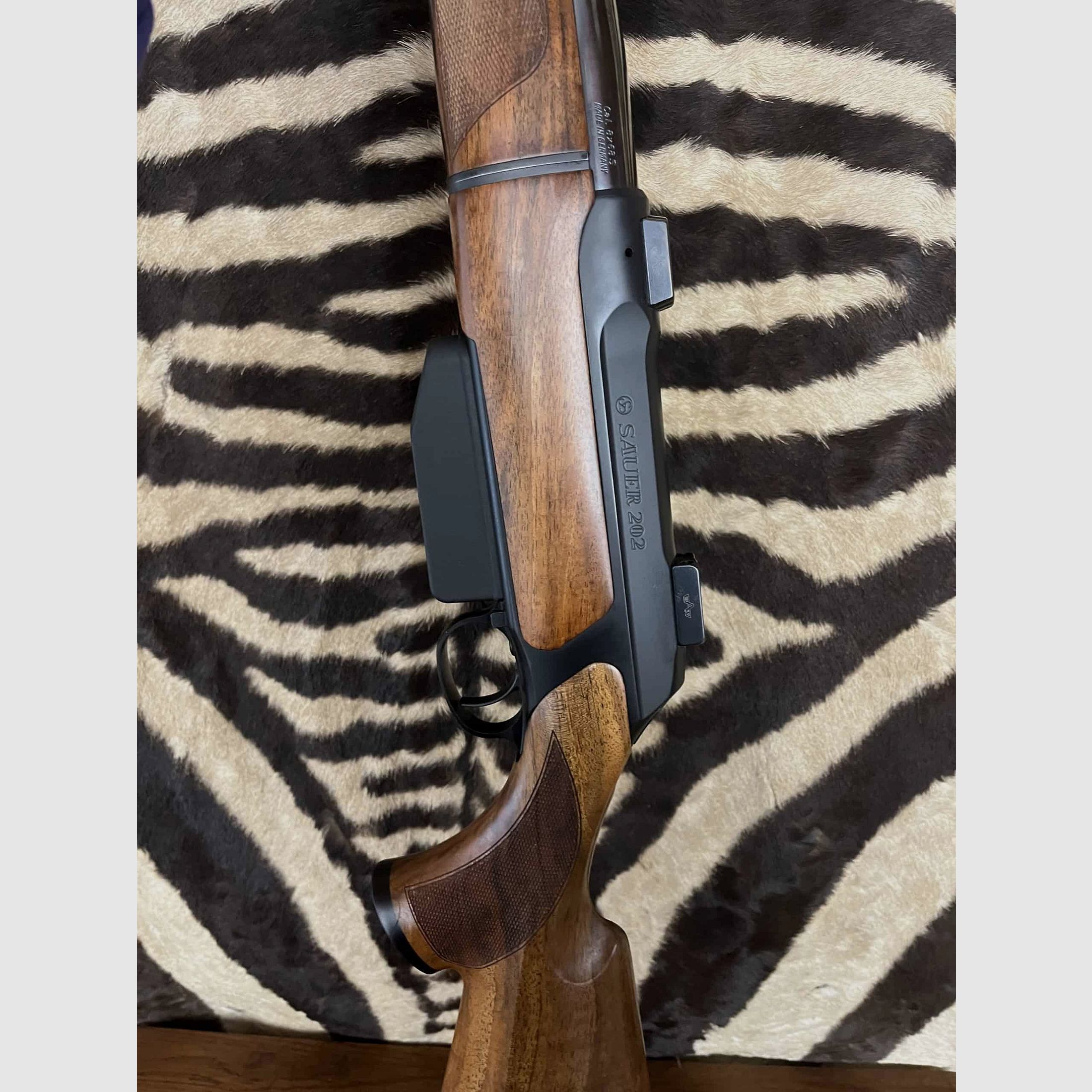 Sauer 202 Take Down Büchse 2 Läufe 8x68s & 6.5×68 ca.63cm, Bild 5 von 10