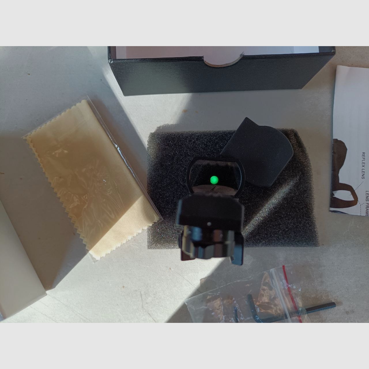 Celownik Ares Arms Red Green Dot