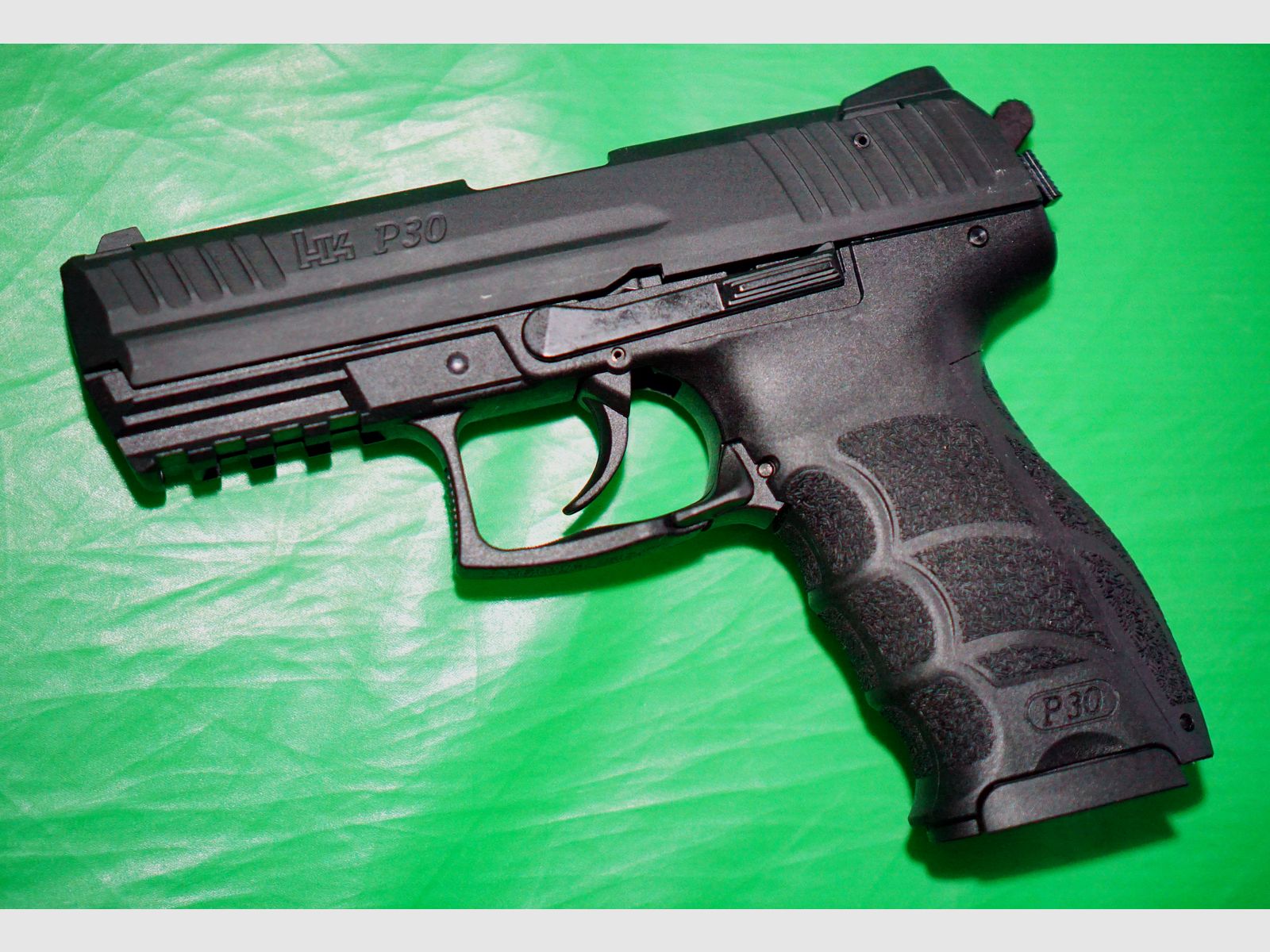 Heckler & Koch P30 Schreckschuss-Pistole 9 mm P.A.K. brüniert (PTB 912)