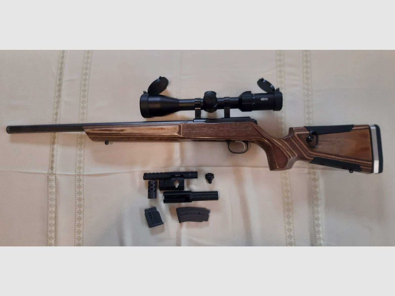 CZ KK-Repetierbüchse mit Zielfernrohr