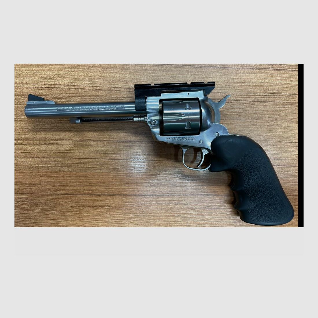 Ruger New Mod. Blackhawk mit Vector O .357Mag