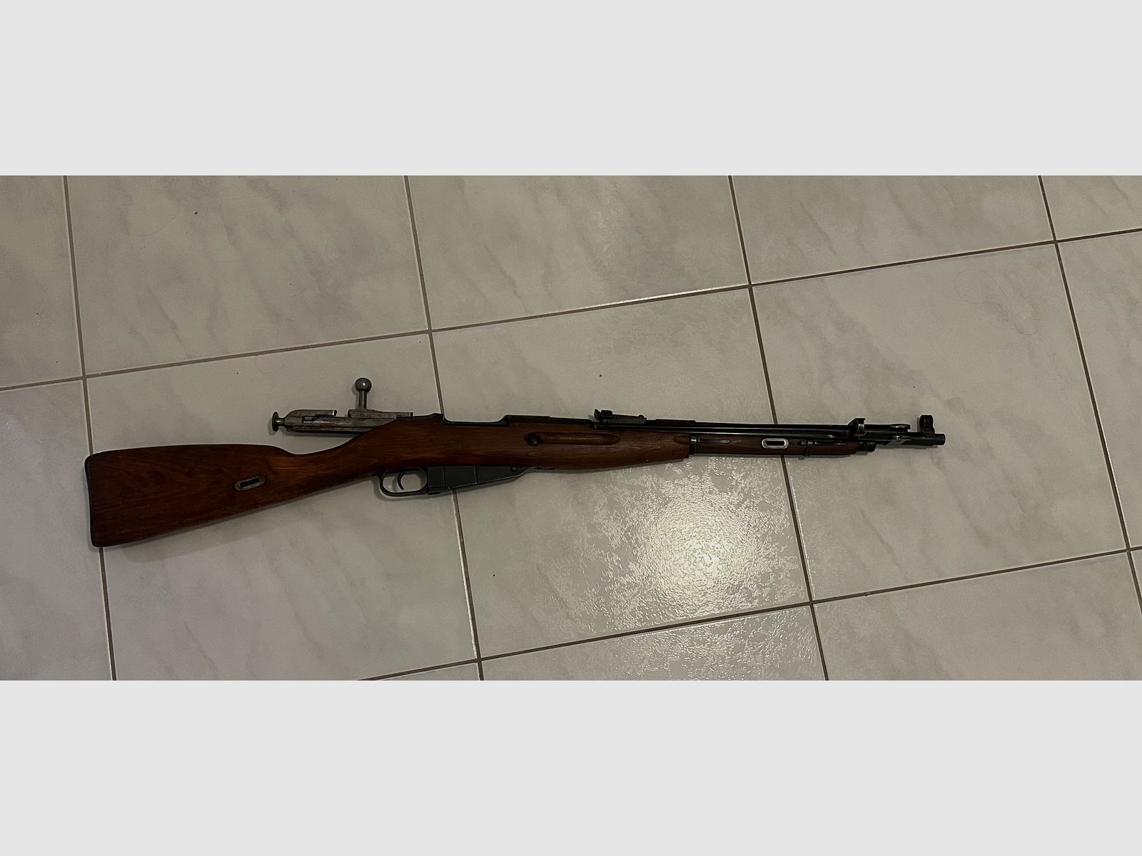 Dezaktywowana oryginalna mosin nagant m44 z dekomisją