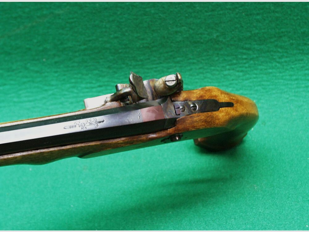 Artax	 pistola de percusión Boutet, calibre 45 liso