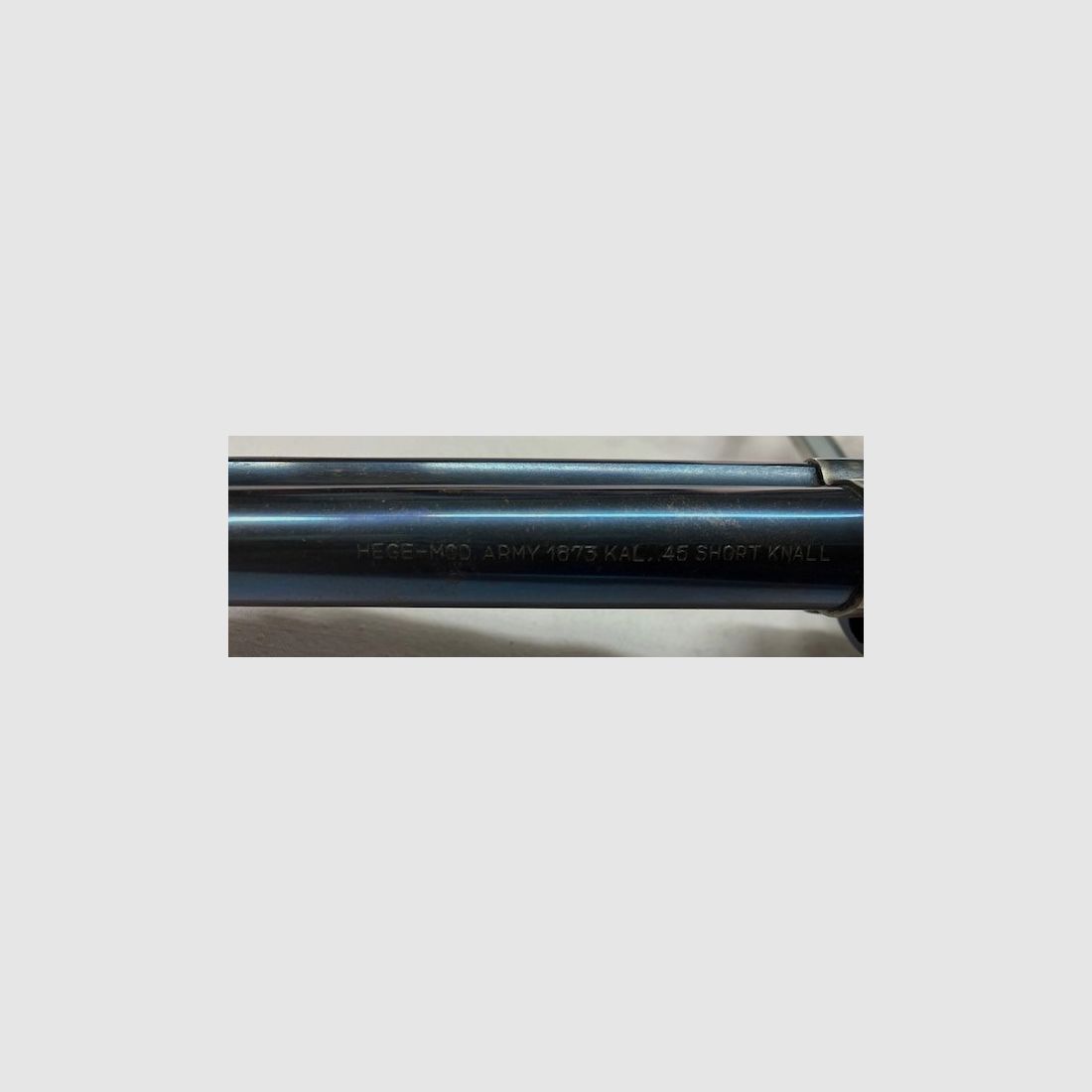Raridad "HEGE Mod. Army 1873, Cal. .45 corto Knall" Raridad