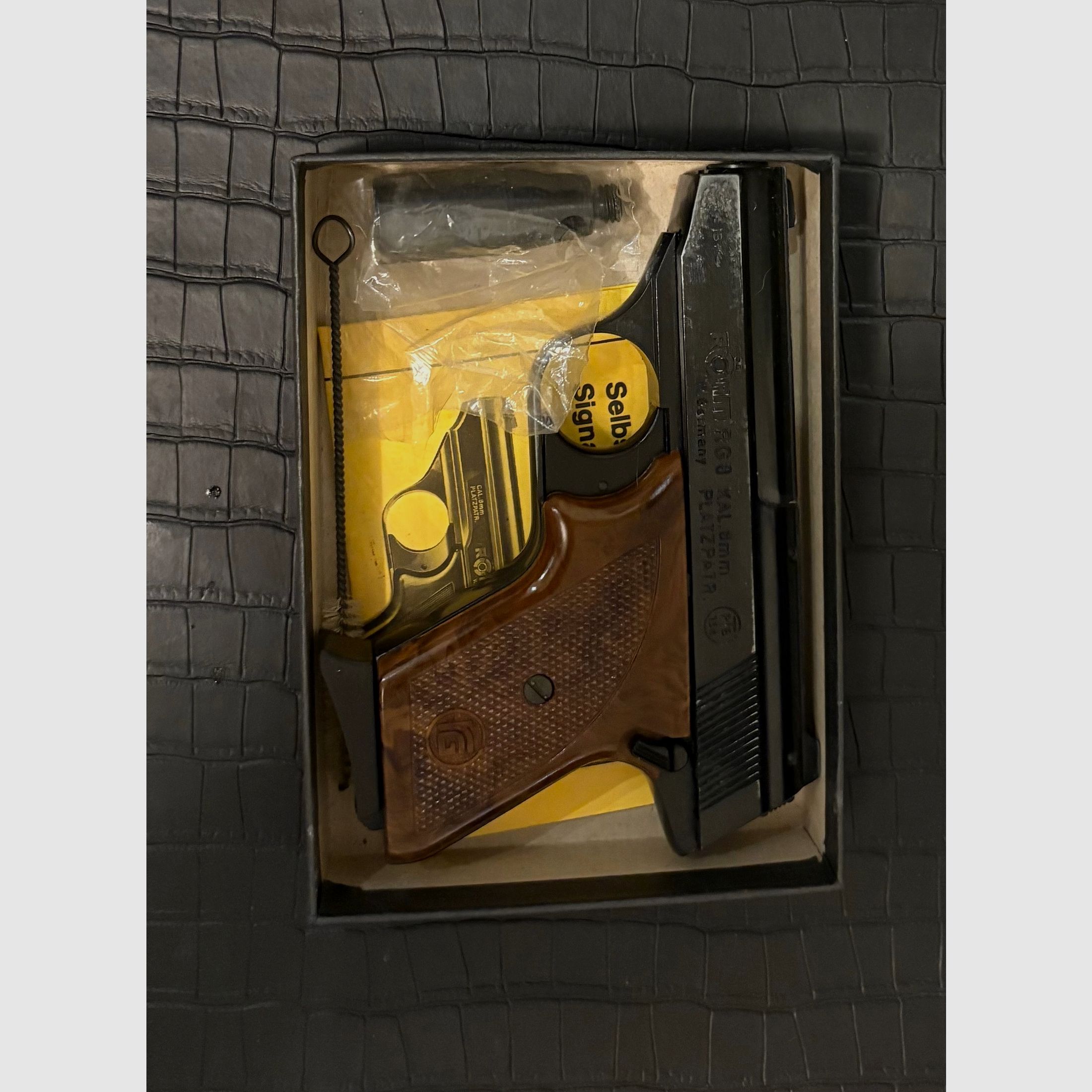 ¡Rara Röhm RG 8 en calibre 8 mm Knall/ PTB 154 con caja original!