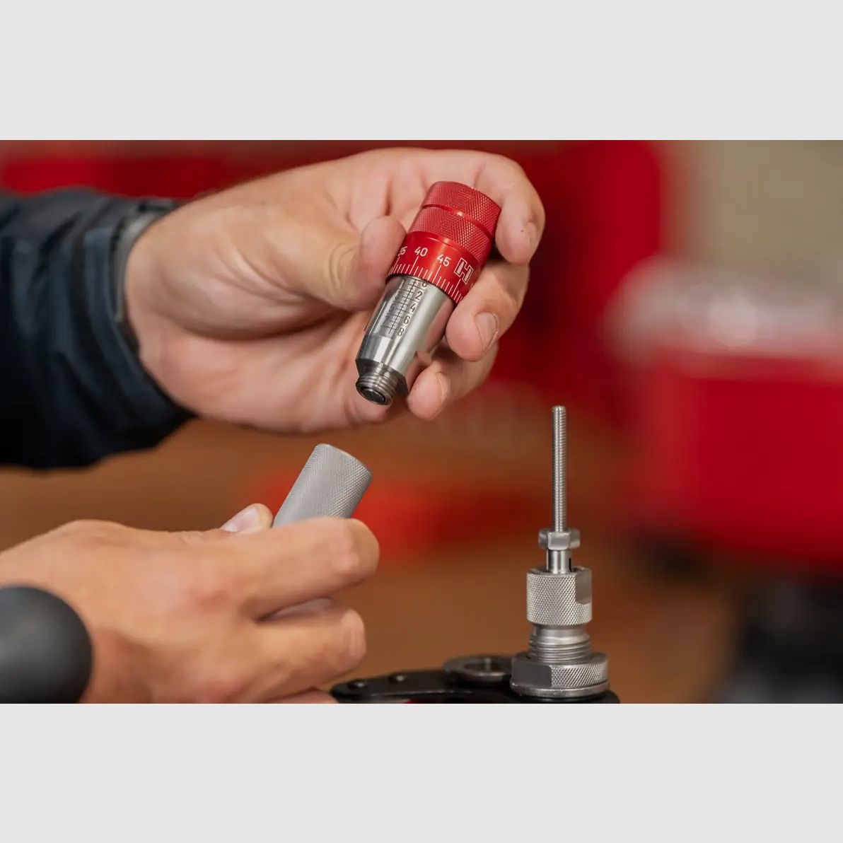 Micrómetro de asientos de proyectiles Hornady Click-Adjust / Tornillo de asiento de proyectiles con ajuste de clic