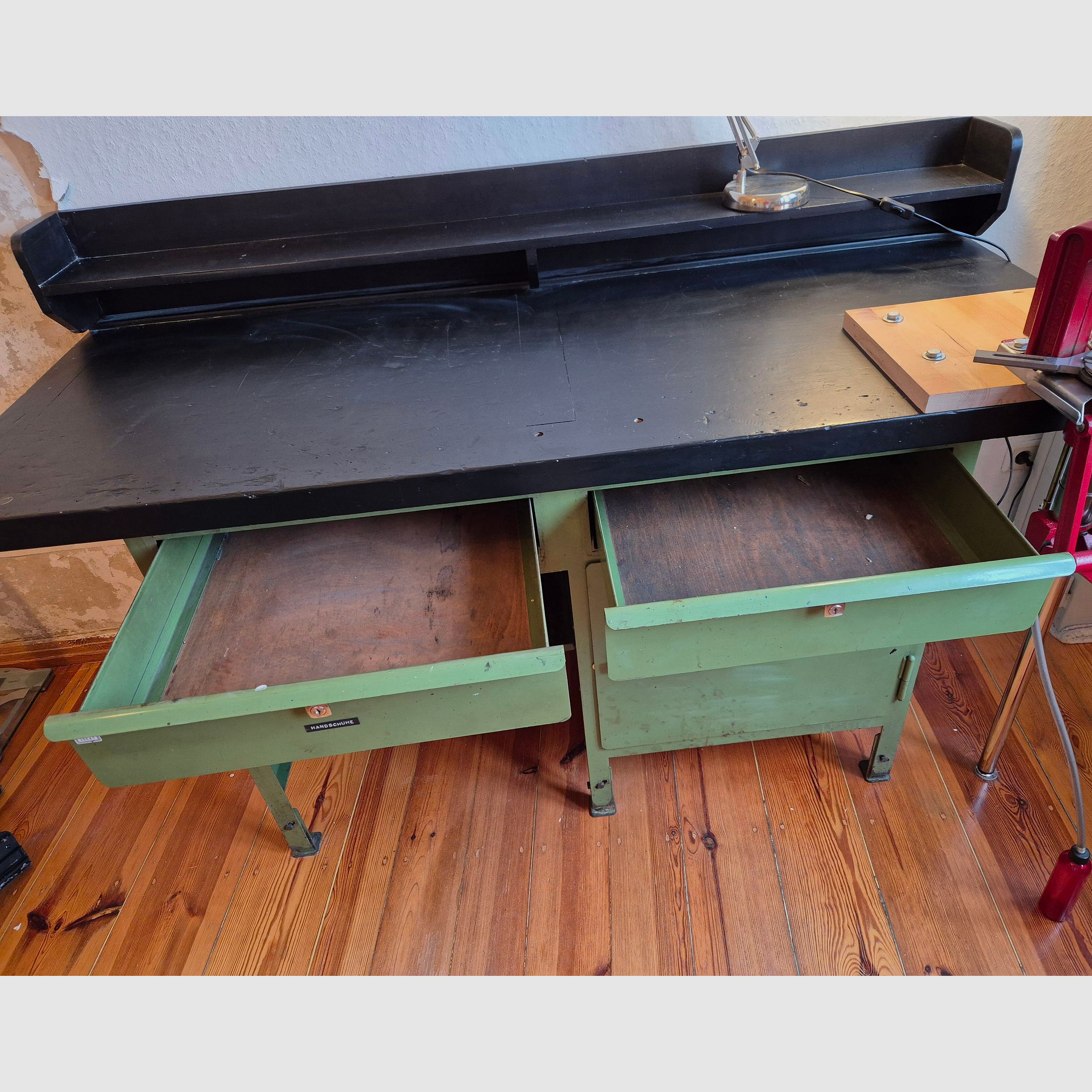 Hornady 5-Station Wiederladepresse Komplettset + massiver Tisch & Zubehör