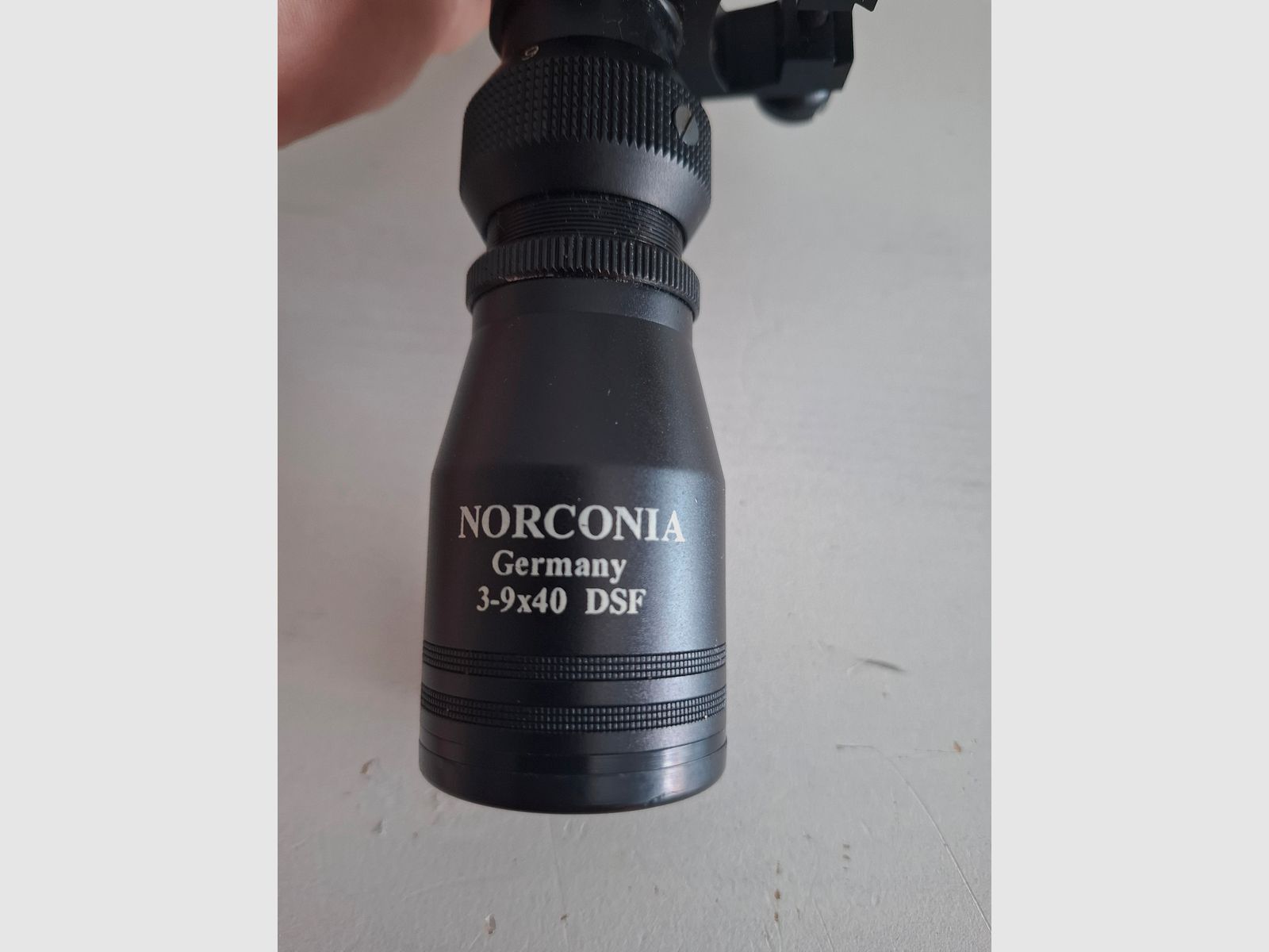 Telescopio Norconia 3-9×40 DSF