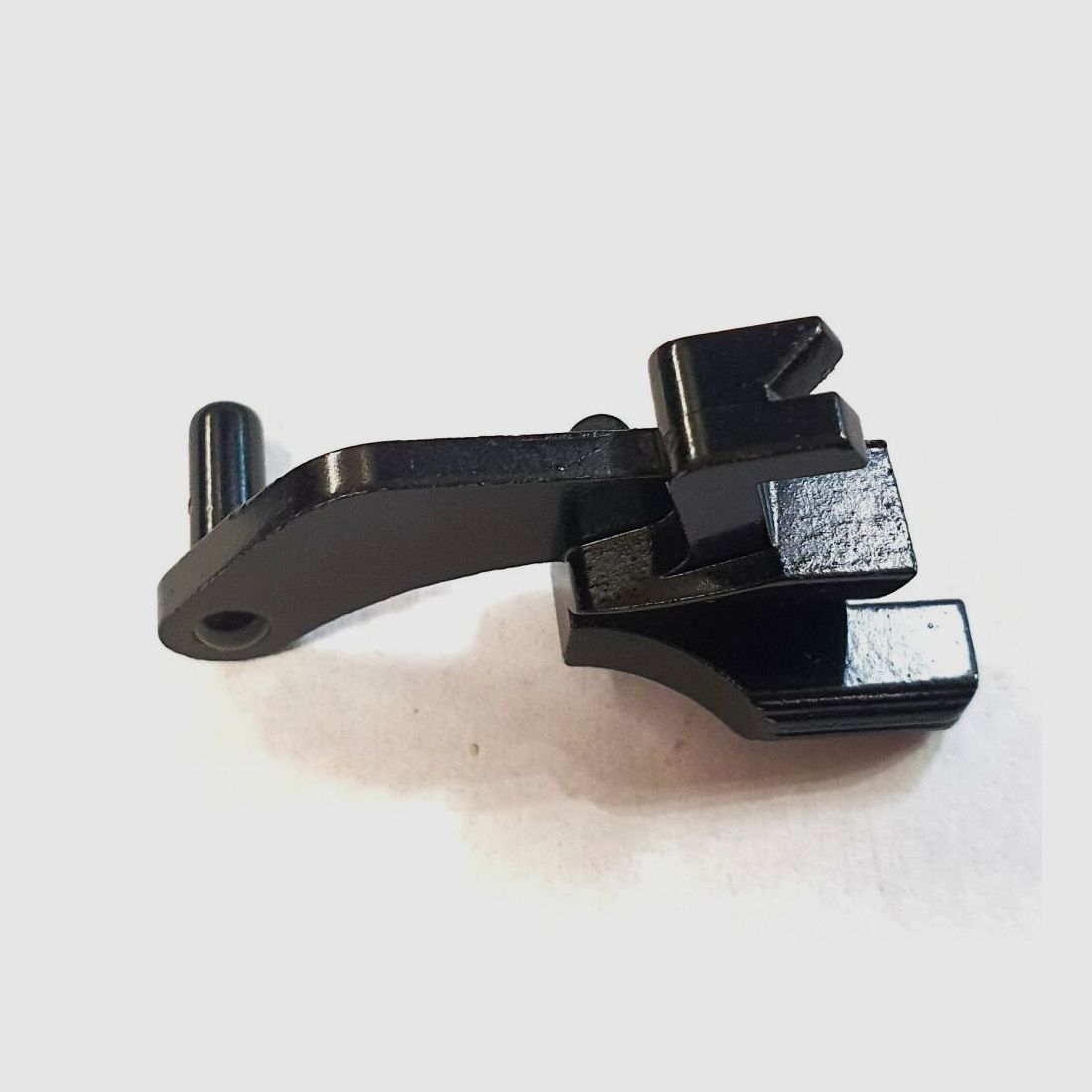 Pièce de rechange inconnue pour pistolet à blanc P.A.K., arrêt de glissière inconnu