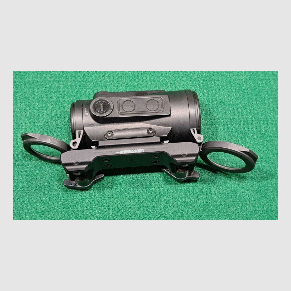 HOLOSUN Rotpunktvisier Elite HE530G-RD inkl. Innomount Zero Schnellspannmontage für Blaser Waffen