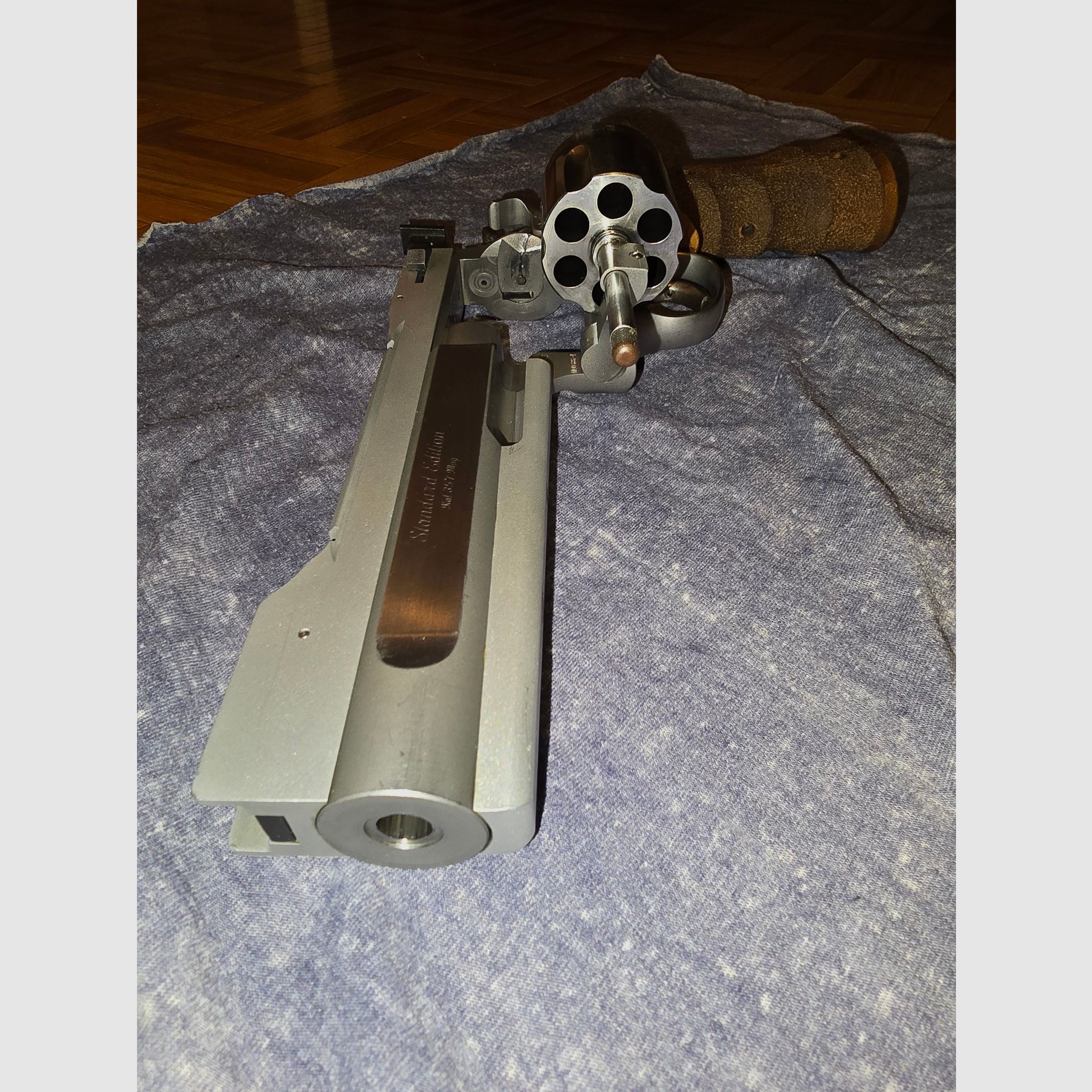 Smith &Wesson 686 mod.4 Target Champion Umbau, 357Mag/38Special  1450€VB