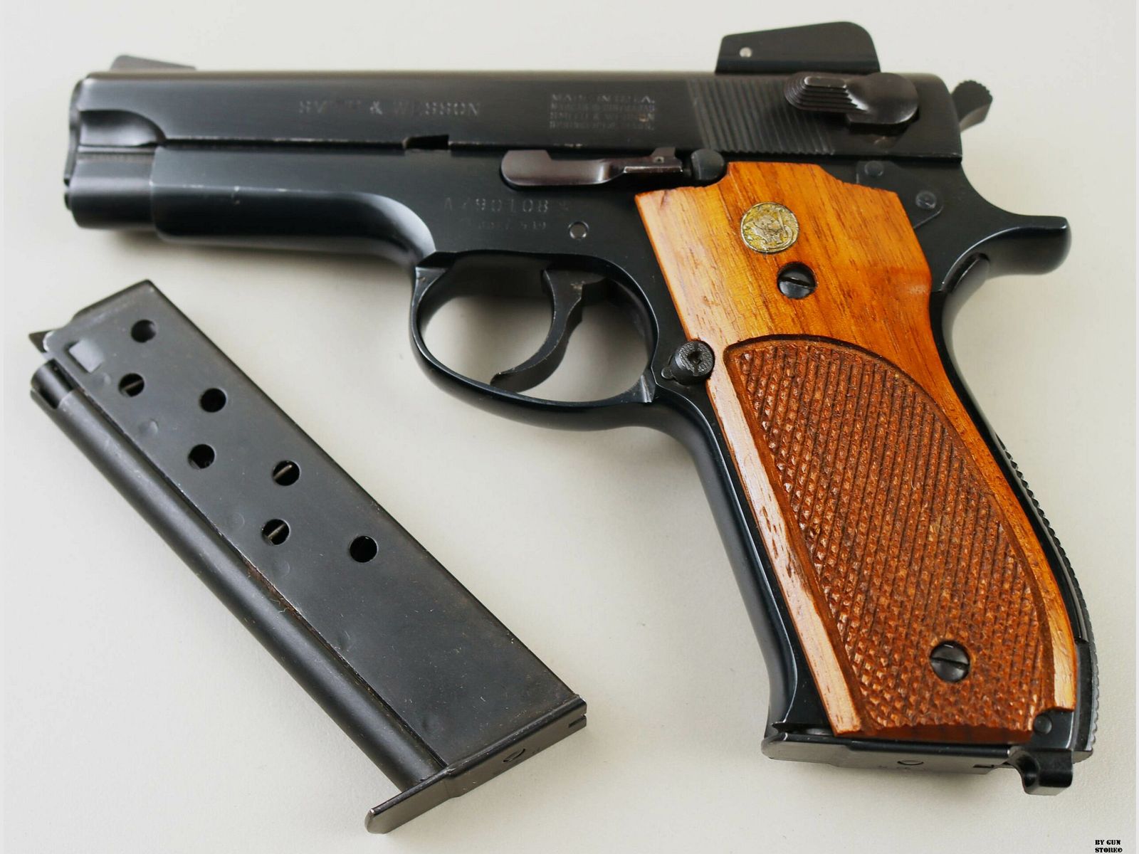 Pistola Smith & Wesson mod. 539 cal. 9×19 matr. A790108, imagen 9 de 13