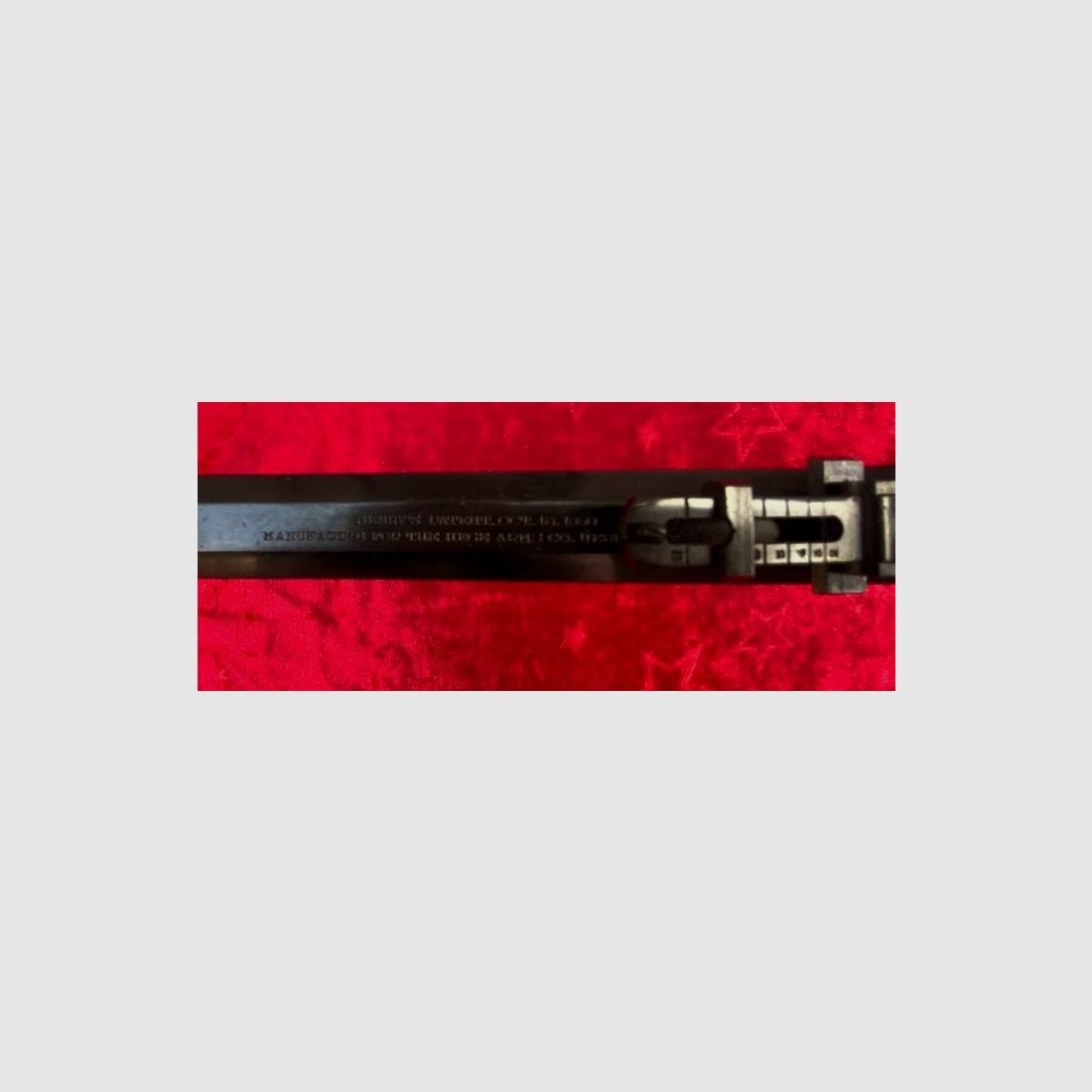 HEGE Uberti 1860 Henry Sonderserie mit Stahlsystem und Lauf in Black Finish Rifle Kal. 44/40 One of One Thousand