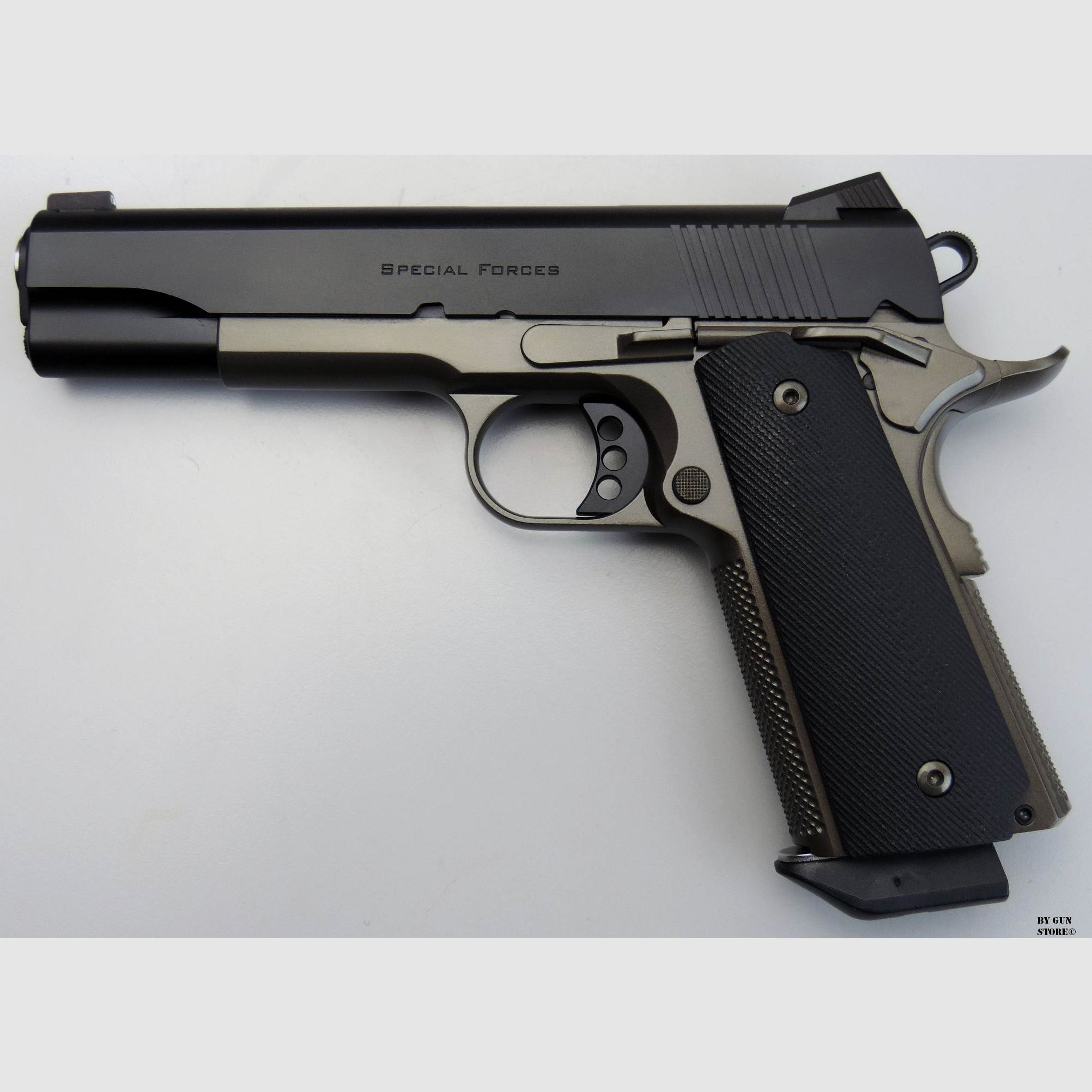 ED BROWN CUSTOM pistol mod. Special Forces cal. 45 ACP