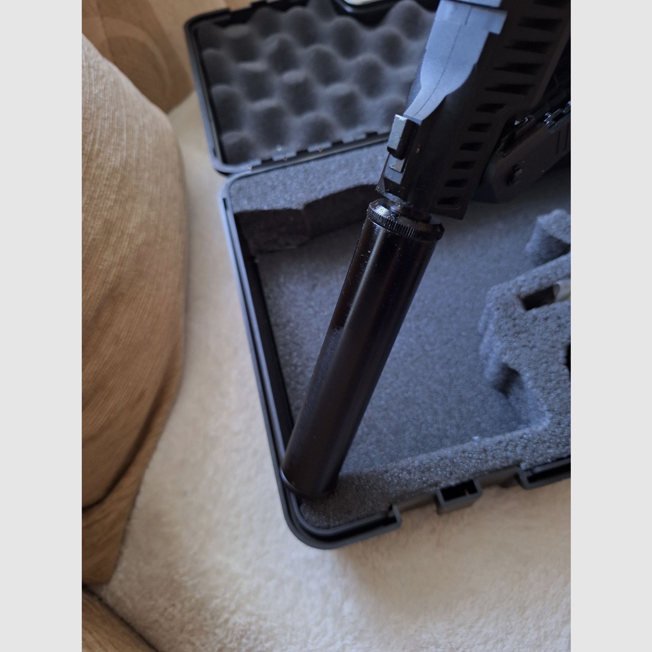 Zoraki Luftpistole 4,5mm mit Schalldämpfer 