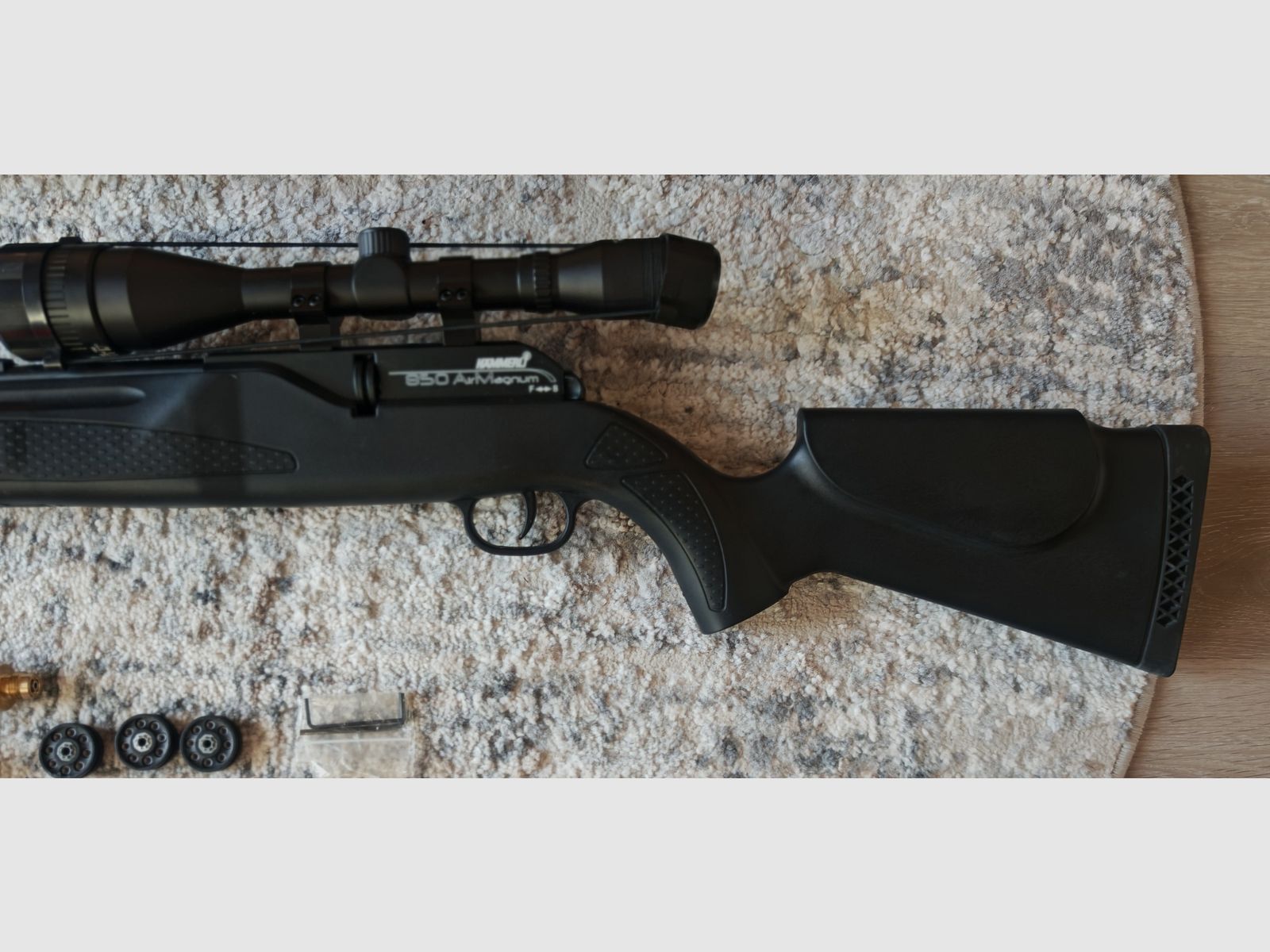 Hämmerli 850 CO2 carabine à air beaucoup d'accessoires, comme neuve !