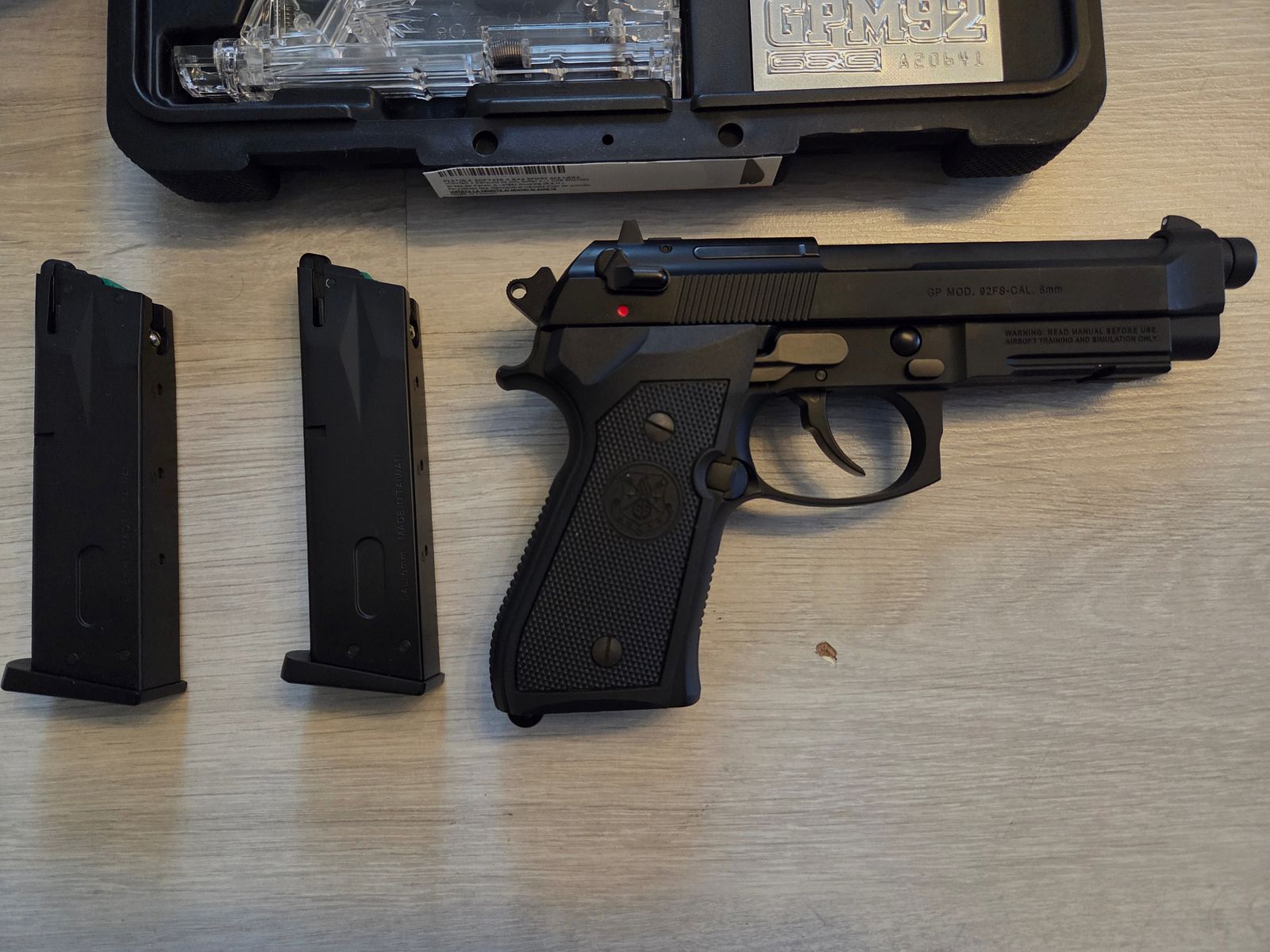 G&G GPM92 GP2 (Beretta 92) Airsoft Pistole Gas-Blowback 6mm BB Vollmetall / sehr guter und gepflegter Zustand