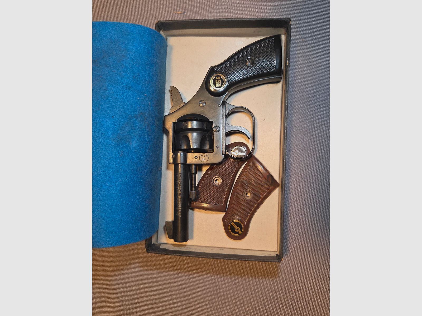 Röhm RG 6 Cal ,6mmk ,watch old about 50 years collector pieces very rare to get, free from 18 years