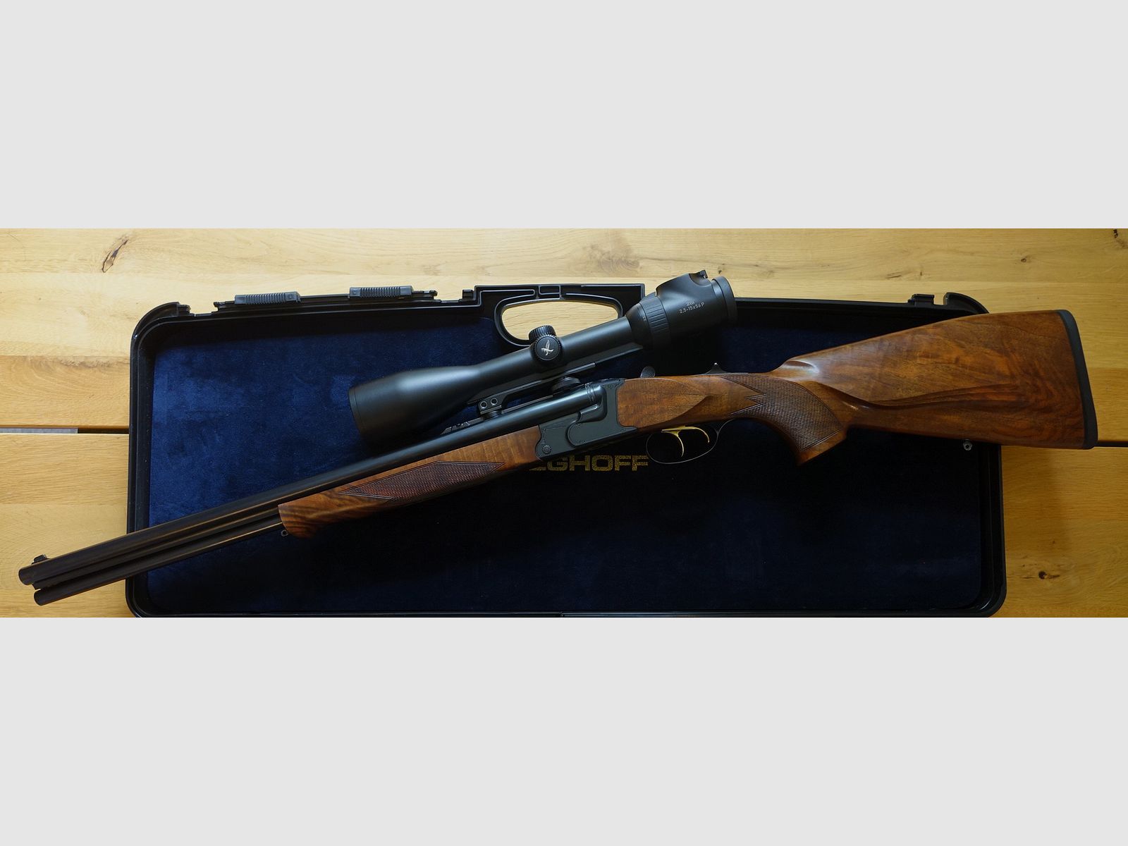 Krieghoff Optima TS Drilling in 8x57 IRS - 20/76 - detachable barrel .22 Hornet incl. second barrel set DBD 9.3x74R-20/76 incl. Swarovski Z6i 2.5-15x56