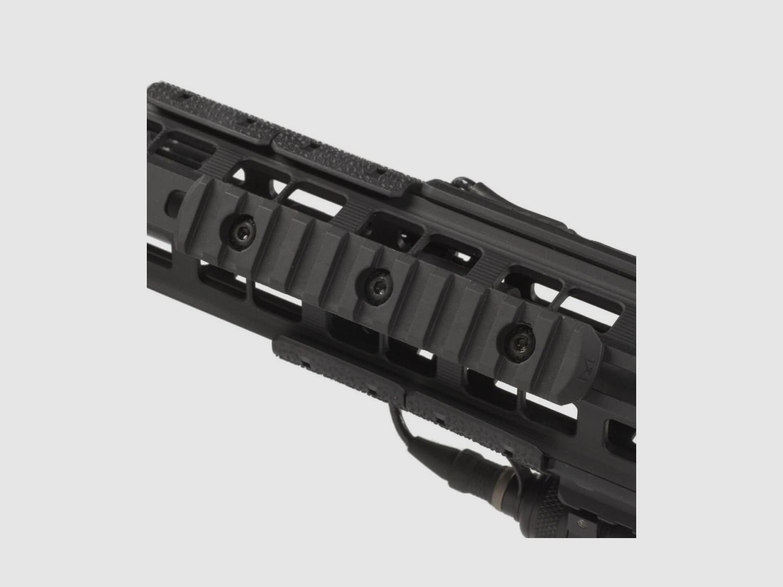 Magpul - Slitta RIS M-LOK Polymer Rail Section - 11 slot - MAG593, immagine 3 di 4