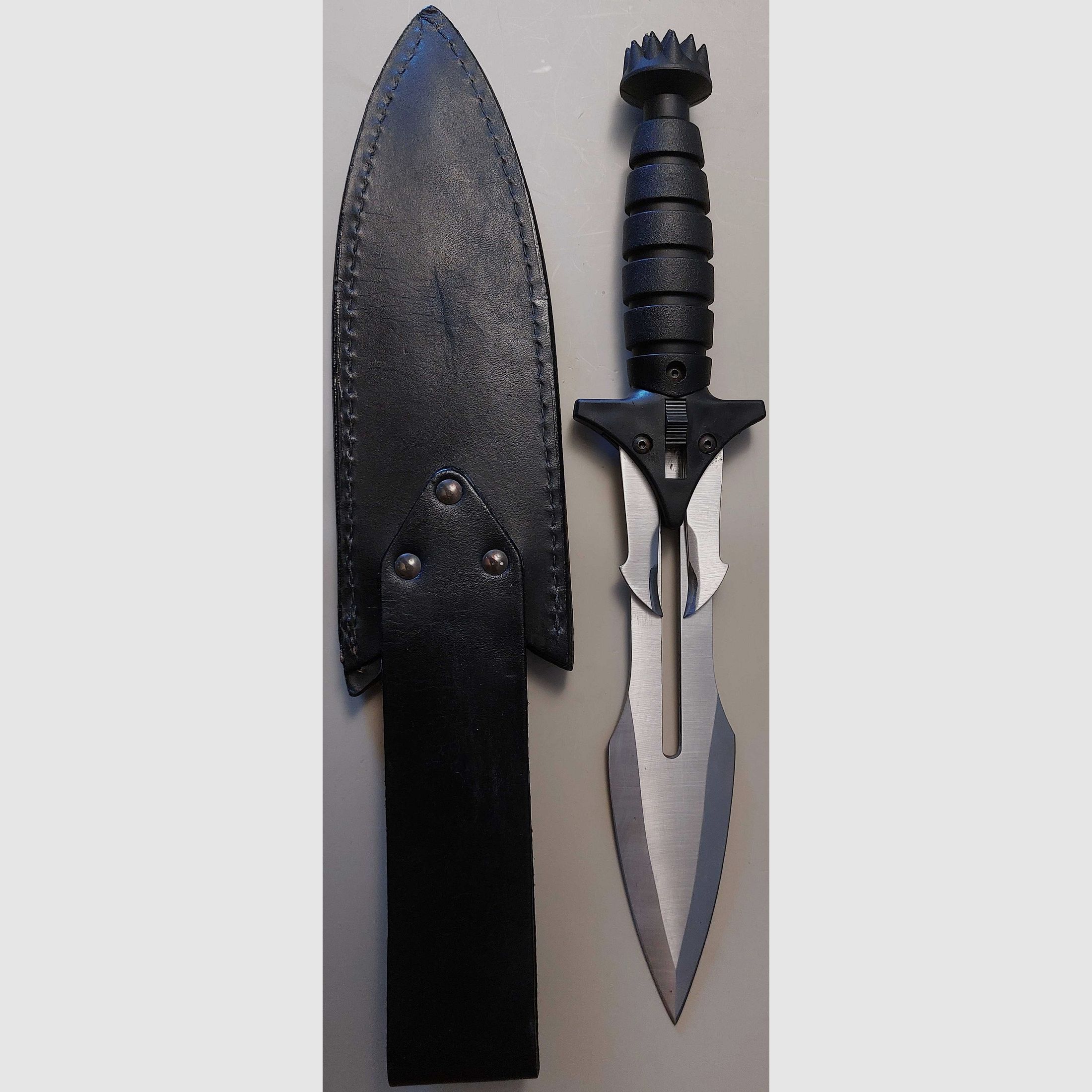 Klingon Phoenix Knife UC726 Star Trek 1994