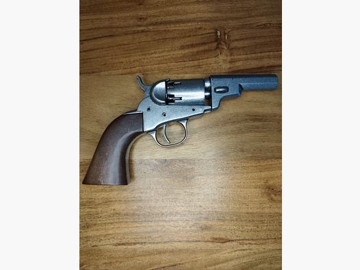 Wells Fargo Colt USA 1849 Srebro Dekor Nowy