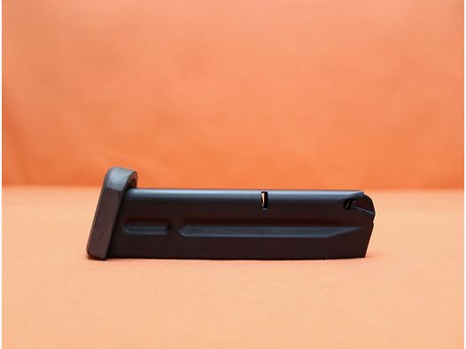 Beretta Beretta 92F: Revista Beretta de 10 disparos 9mmLuger, por ejemplo, para Beretta M9/ Cx4 Storm/ Chiappa M1-9