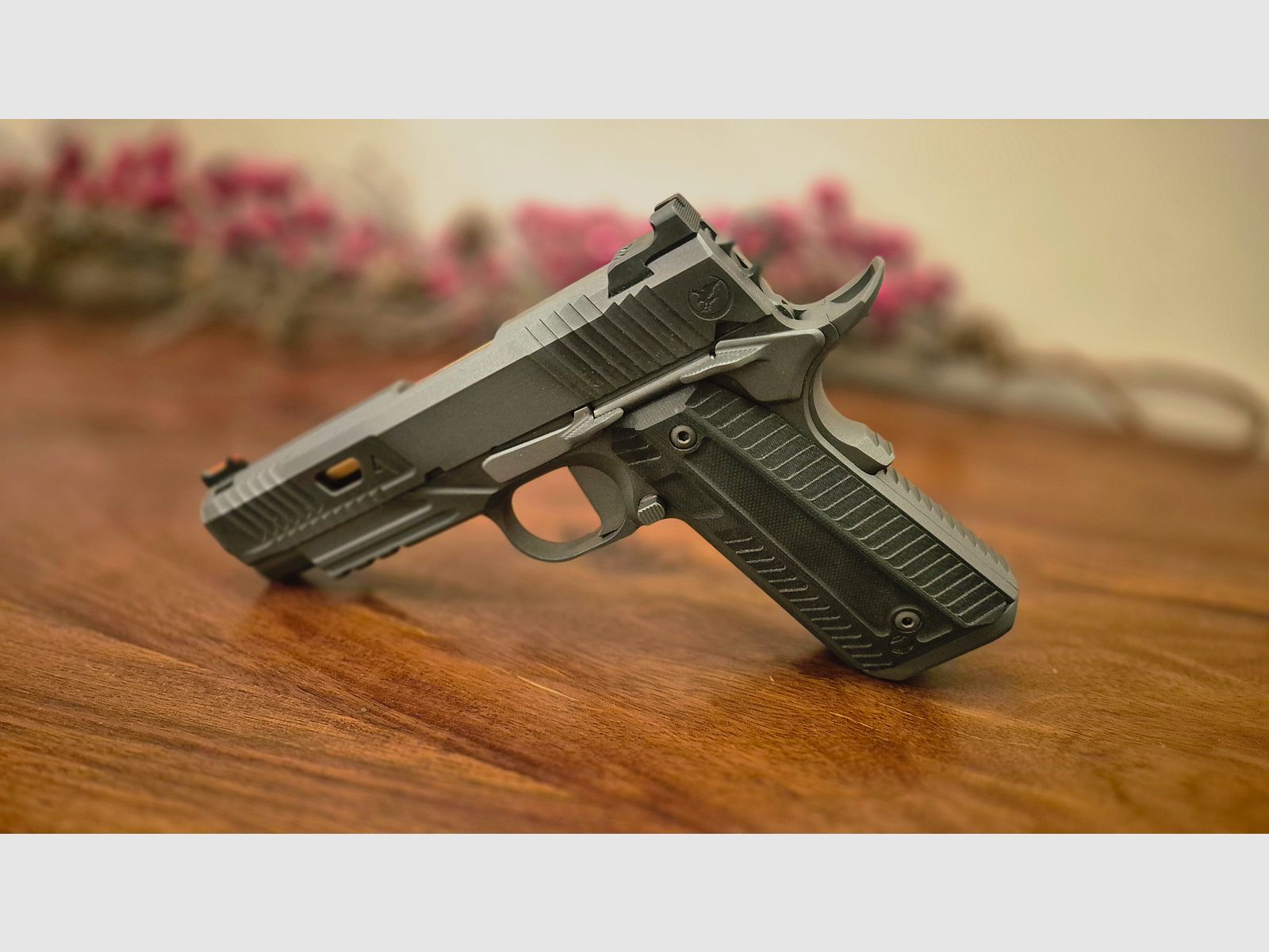 Nighthawk Custom Agent 2 Commander .45 acp