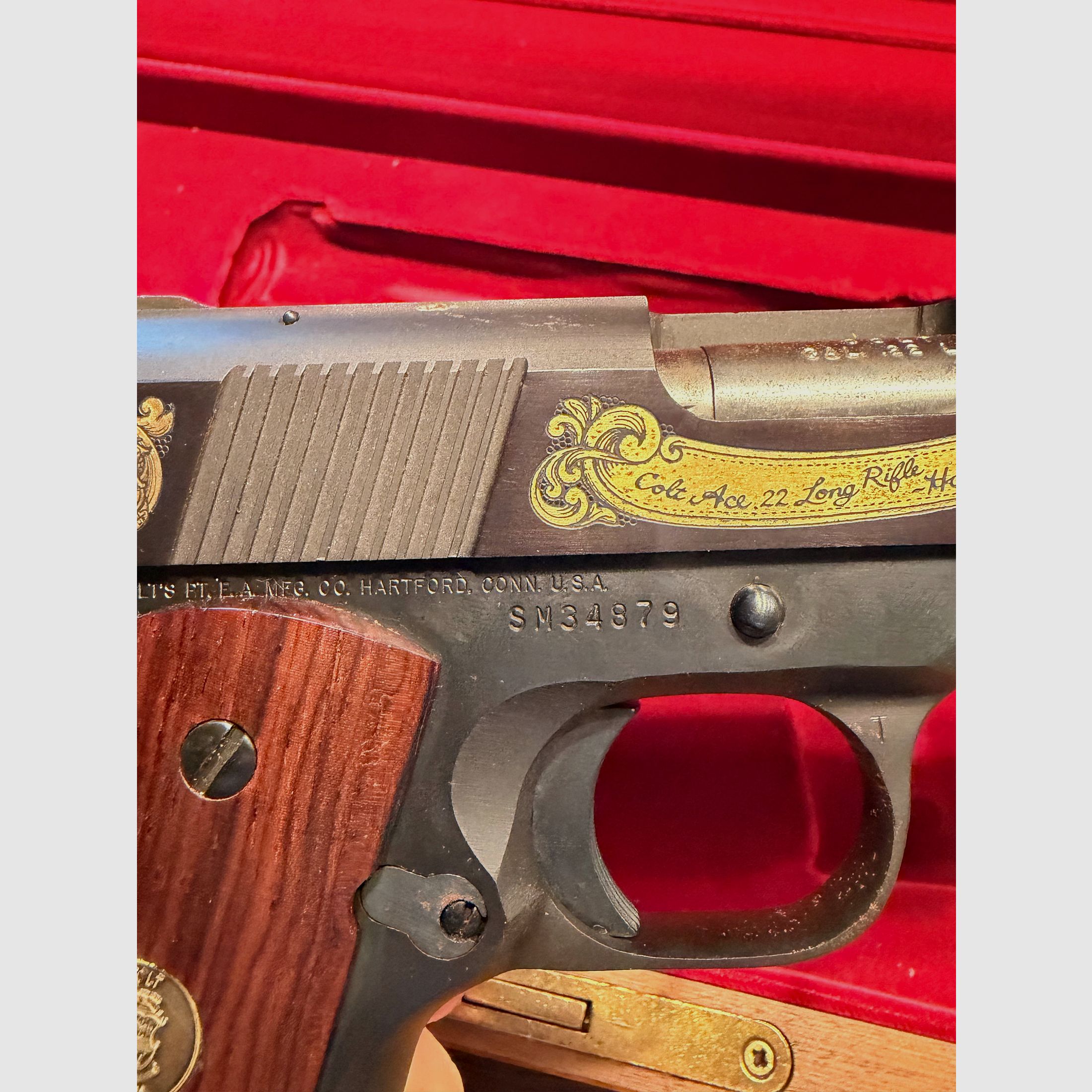 Colt 1911 „Signature Series“ modelo de aniversario (1981) – Cal. .22 – pieza de colección