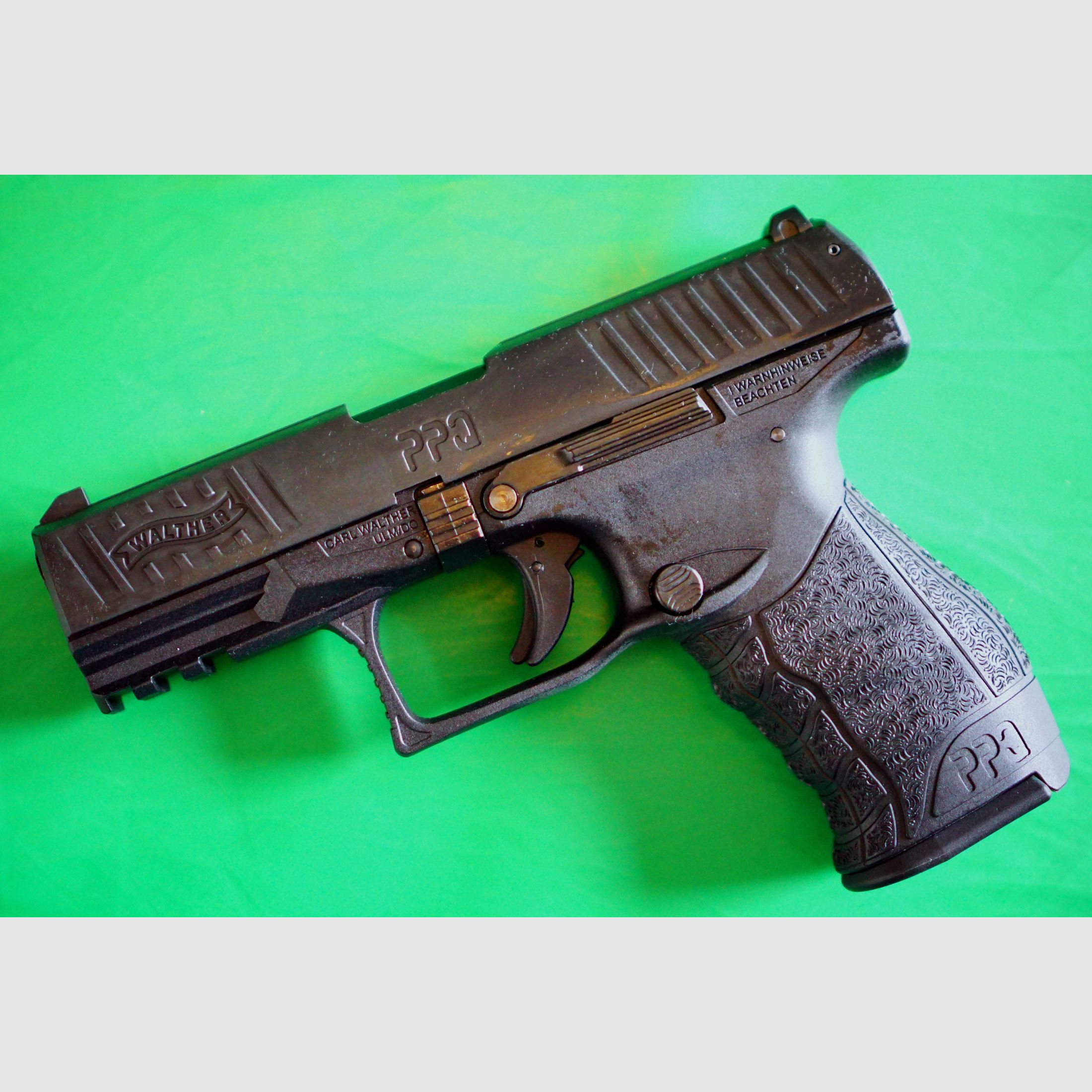 Walther PPQ M2 Schreckschuss Pistole 9mm P.A.K. schwarz (PTB 958) - wie NEU!