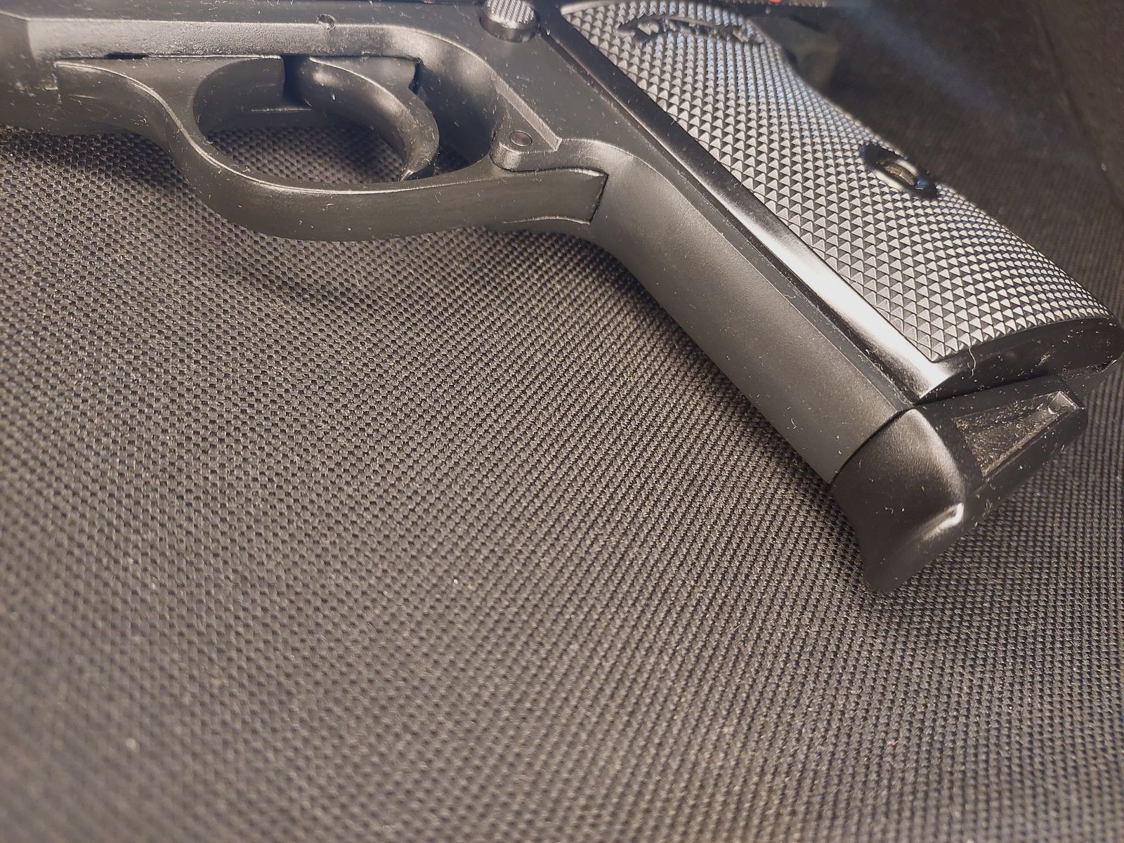 Walther PP Schreckschuss Pistole Kal. 9mm P.A.K. schwarz brüniert (PTB 923)