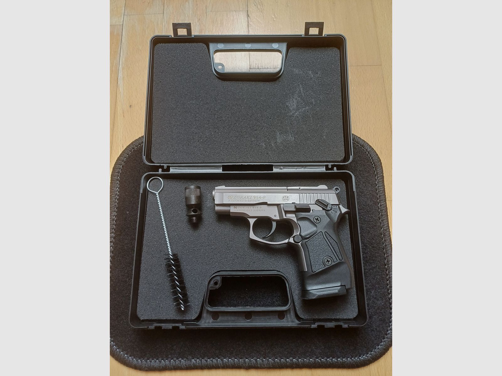 Zoraki 914-P pistolet d'alarme 9mm P.A.K. Titan arme de collection