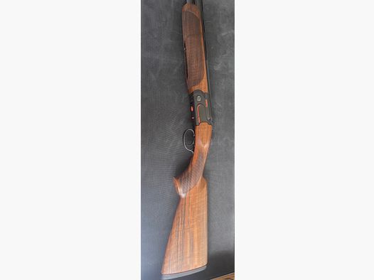 Beretta 690 Competition Black Edition 