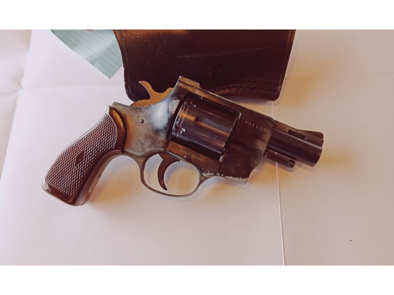 Revolver Arminius HW38 .38Special
