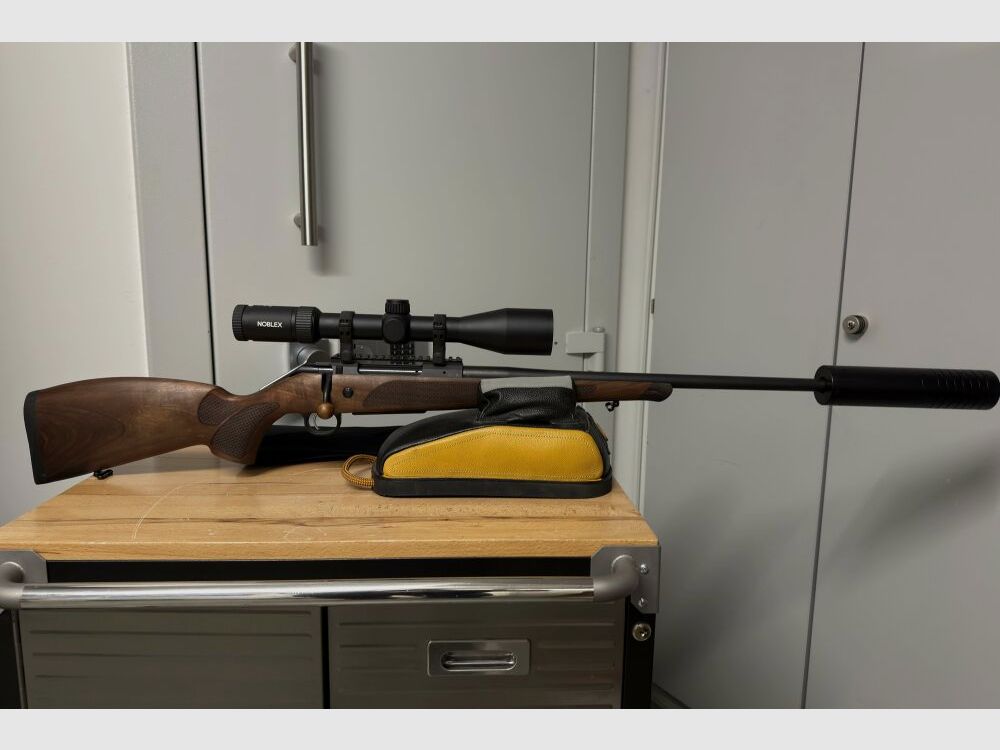 CZ Uhersky Brod 600+ LUX .300WinMag