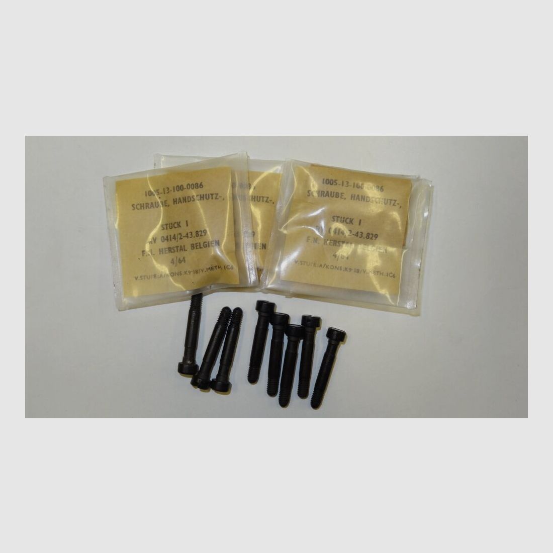 OVP schroef handbescherming (voorziening nr. 1005-13-100-0086) voor FN Fal, G1, STGW58
