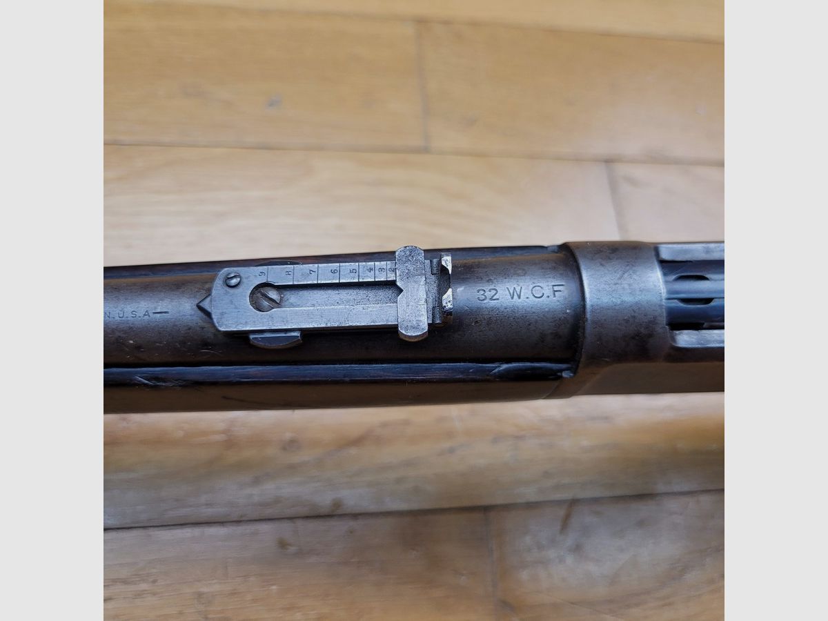 Schöne Winchester 1892 Büchse – Kaliber 32WCF / 32-20 – Konfiguration Sitzbüchse – Herstellung New Haven 1903 – Schöne Markierungen auf dem Lauf – Höhenverstellung – BE+/TBE, Bild 22 von 33