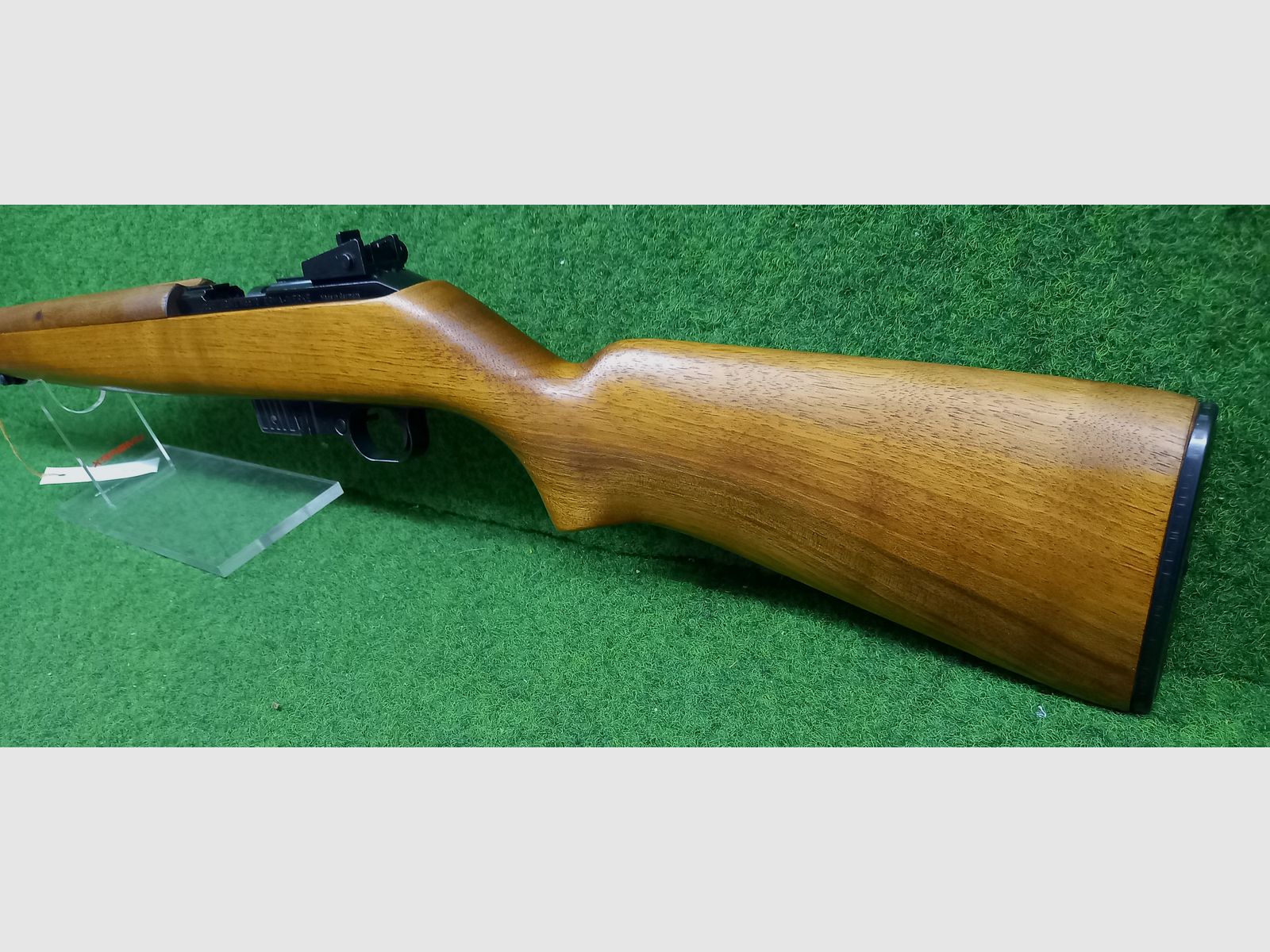 carabina semiautomática ERMA EGM1 de 1970 en calibre .22Lr