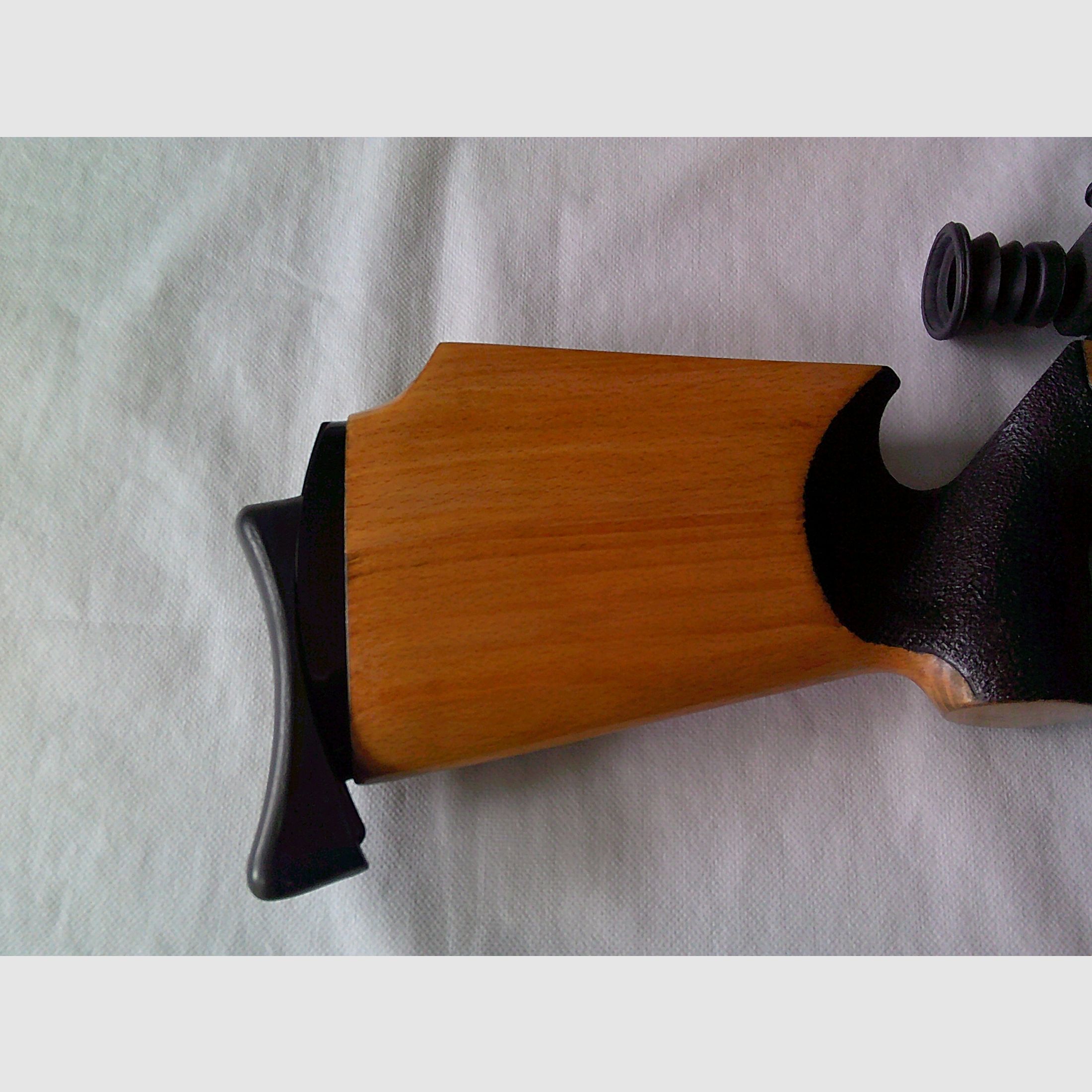 Feinwerkbau 300s Junior TOP Match rifle de aire con cuña de apoyo y maletín de rifle