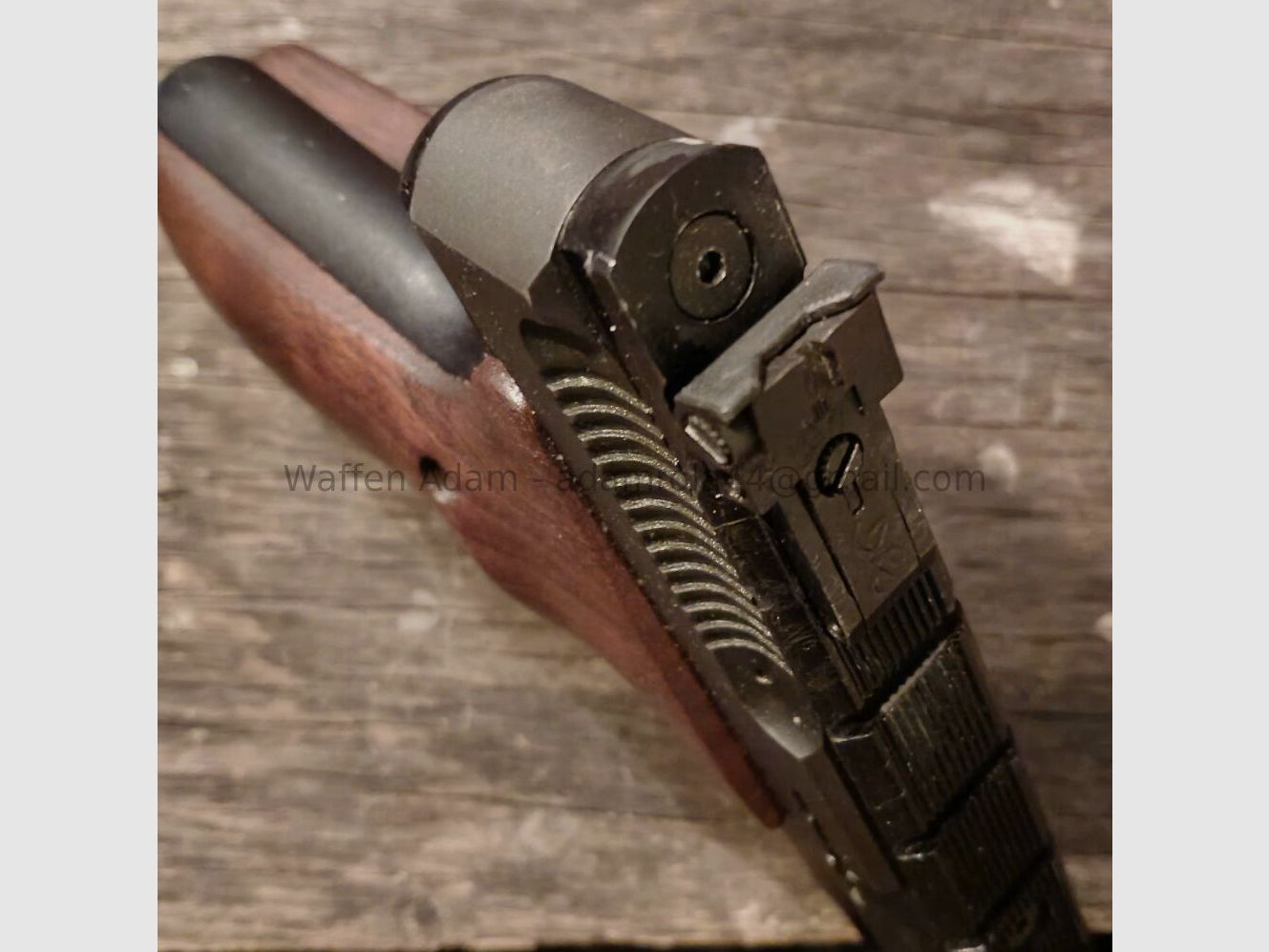 FN-Browning Buck Mark II, Bild 8 von 9