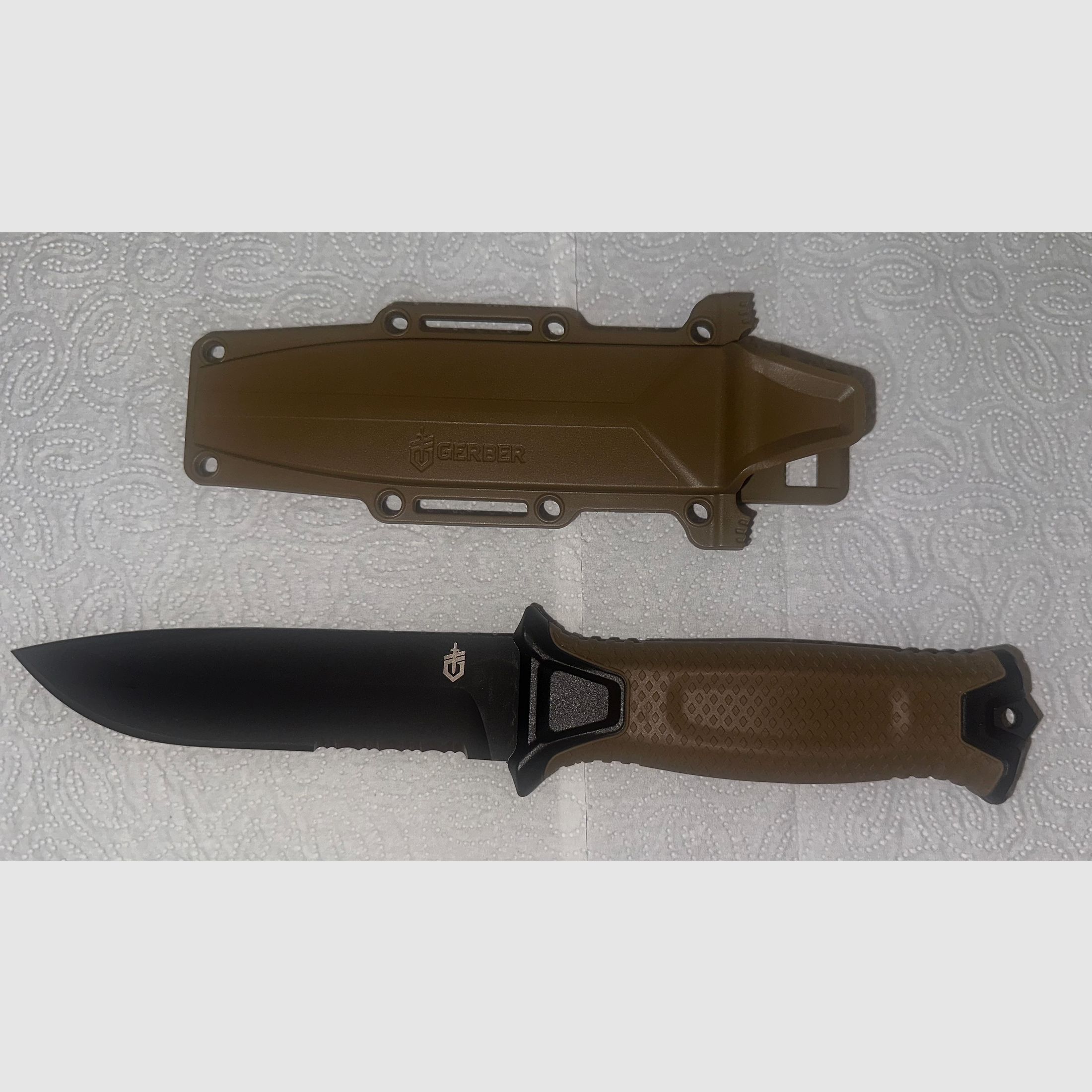 Gerber Stringarm serrated coyote knife outdoor survival