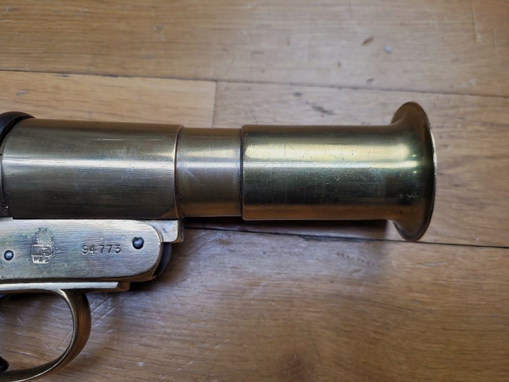 Schöner Pistolensignalgeber Webley & Scott No.1 Mk III* – Kaliber 4 oder 26,5mm – Modell 1916 – 1. und 2. Weltkrieg – Waffe von 1918 – 100% Messing – schöne Stempel – sehr guter Zustand!, Bild 19 von 19