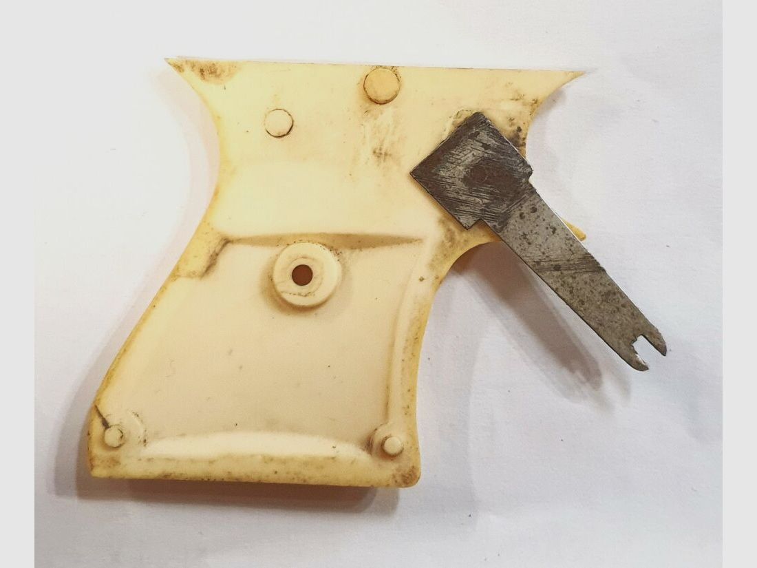 EMGE par de paneles de agarre para pistola Em-GE modelo 320, usado