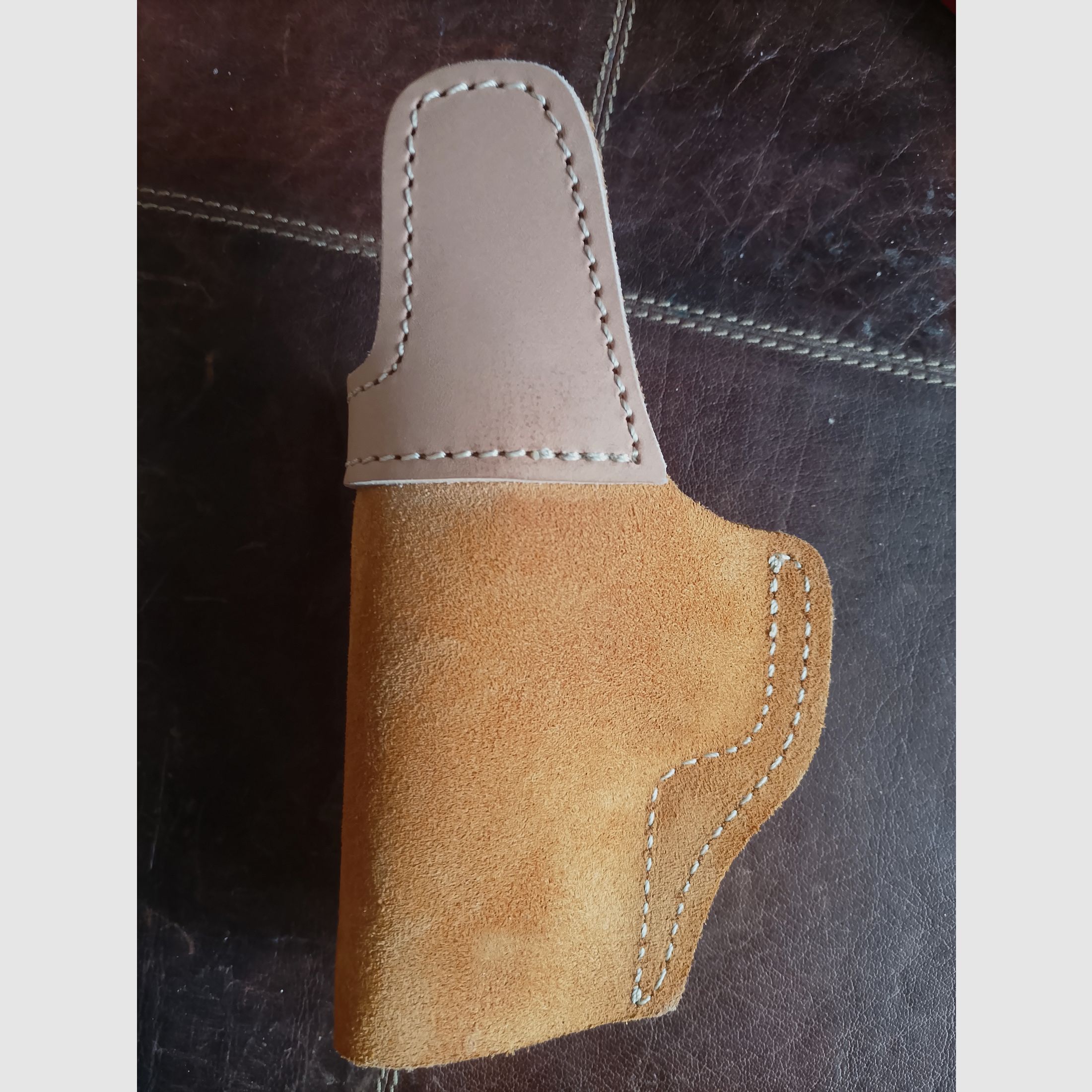 FALCO  Holster in pelle IWB in suede Open-Top CZ75 compatto P-01 senza rail