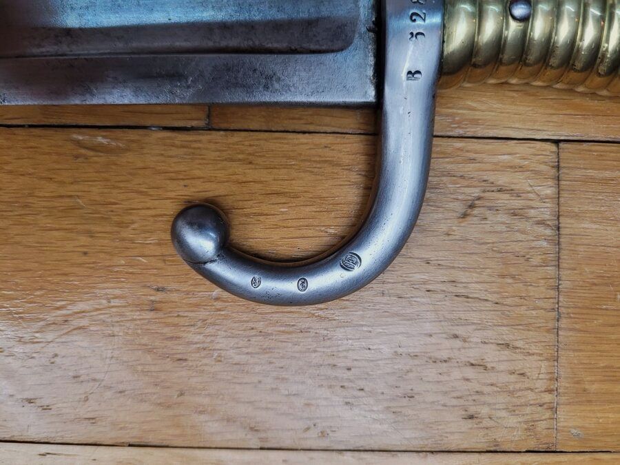 Muy hermosa bayoneta Chassepot para rifle modelo 1866 – Manufactura Imperial de Châtellerault – Abril 1870 – con número – TBE ++, imagen 12 de 13