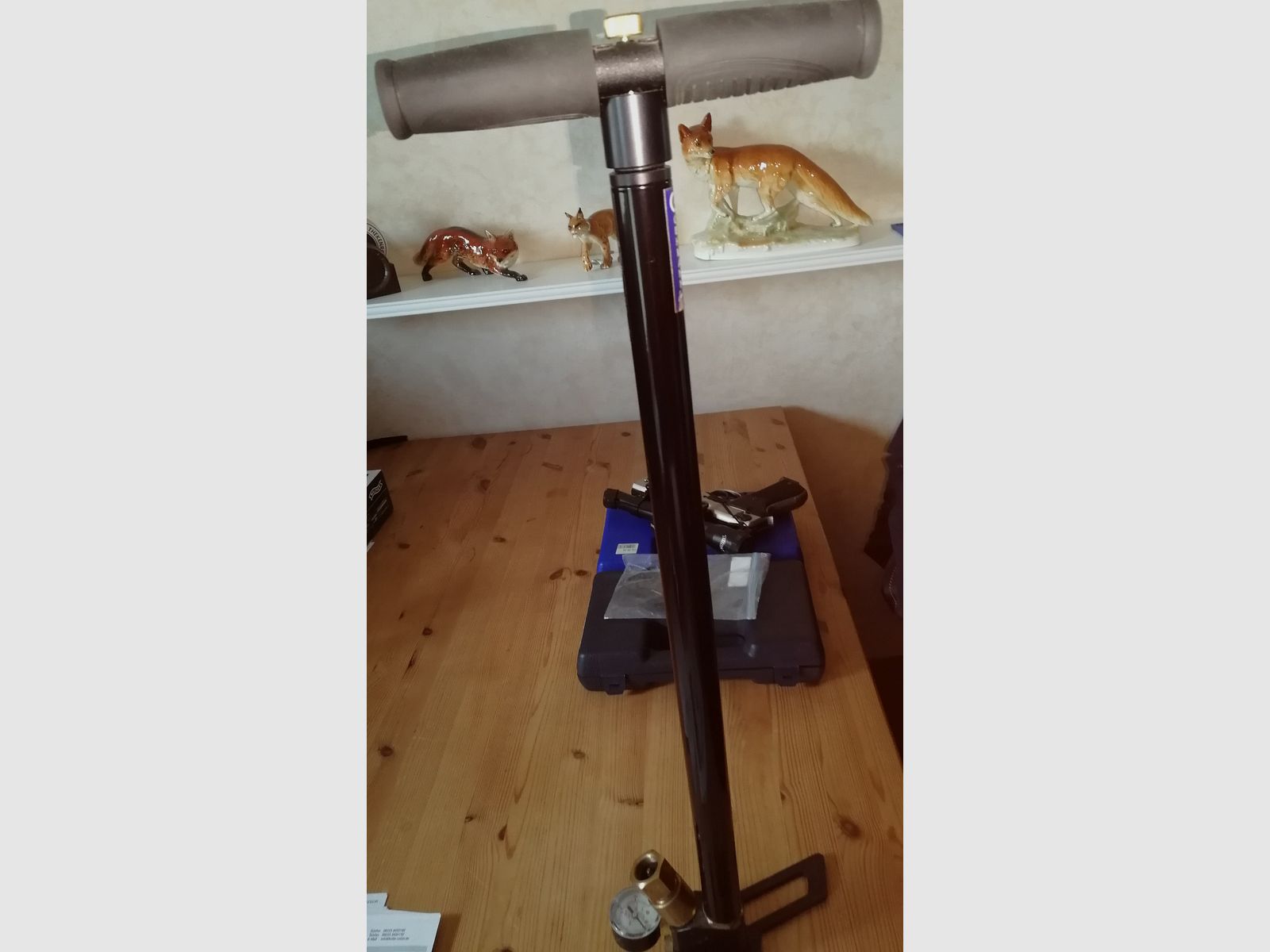 Incienso HW 100 T FSB con bomba de aire comprimido M 220 con mira telescópica, silenciador y accesorios (ver fotos) + 2 rifles de aire más antiguos como regalo