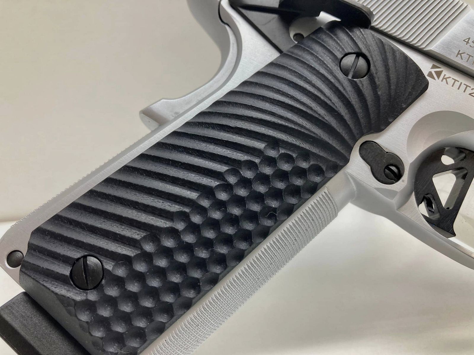 CHIAPPA 1911 Empire Chrome 5″ | 9mm Luger