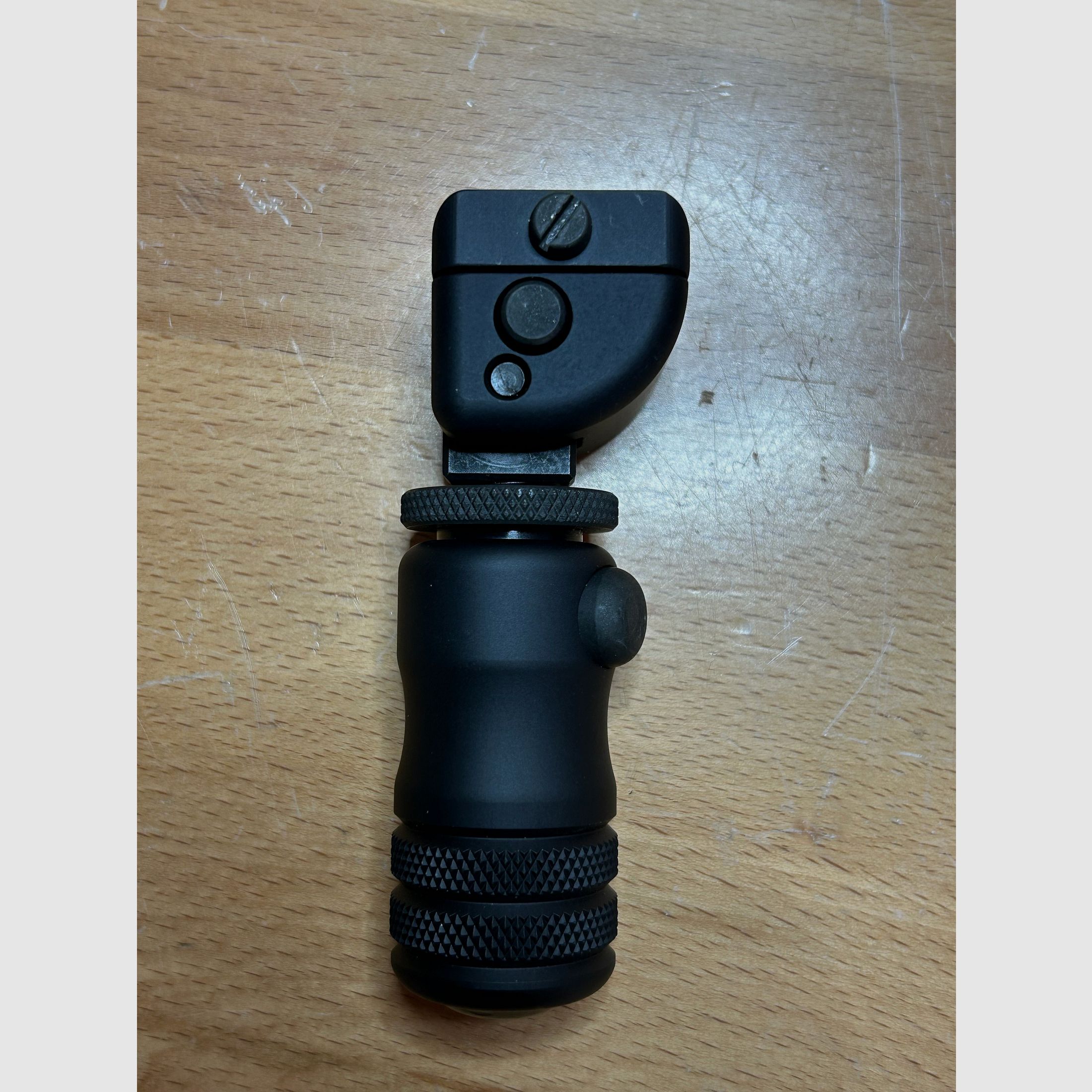 Accu Shot Precision Rail Monopod BT12-QK: 3,75-4,65" (ca. 9,5-11,8cm)