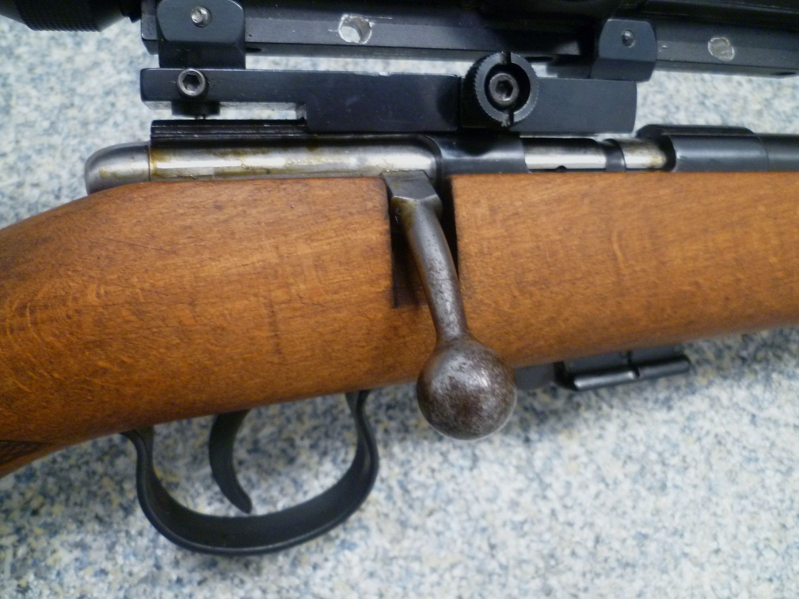 Repetierbüchse Anschütz 1400/40 .22lr.