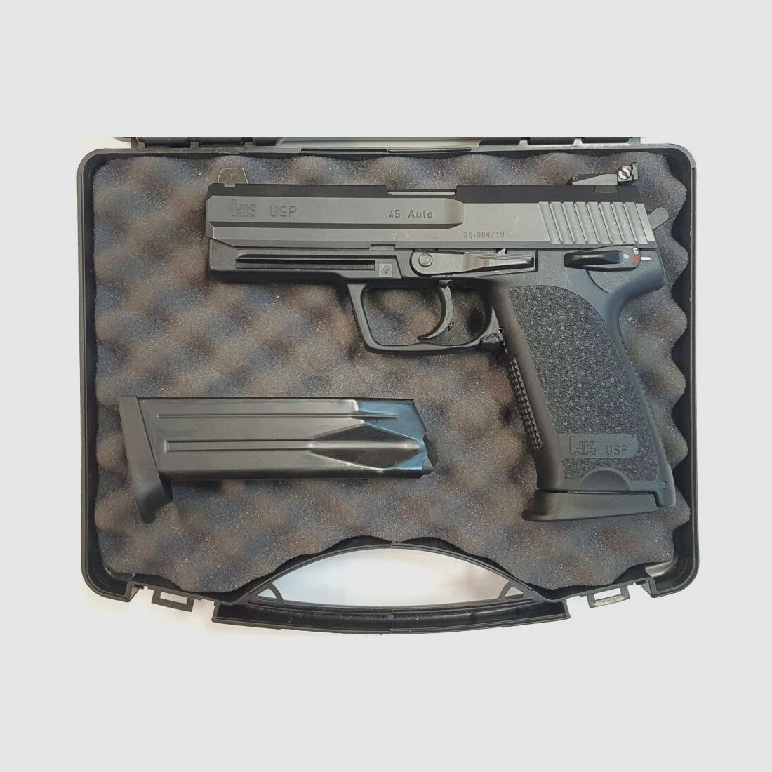 Pistolet Heckler & Koch Heckler & Koch HK USP .45Auto, zestaw z systemem wymiennym 9mmLuger, kompletny